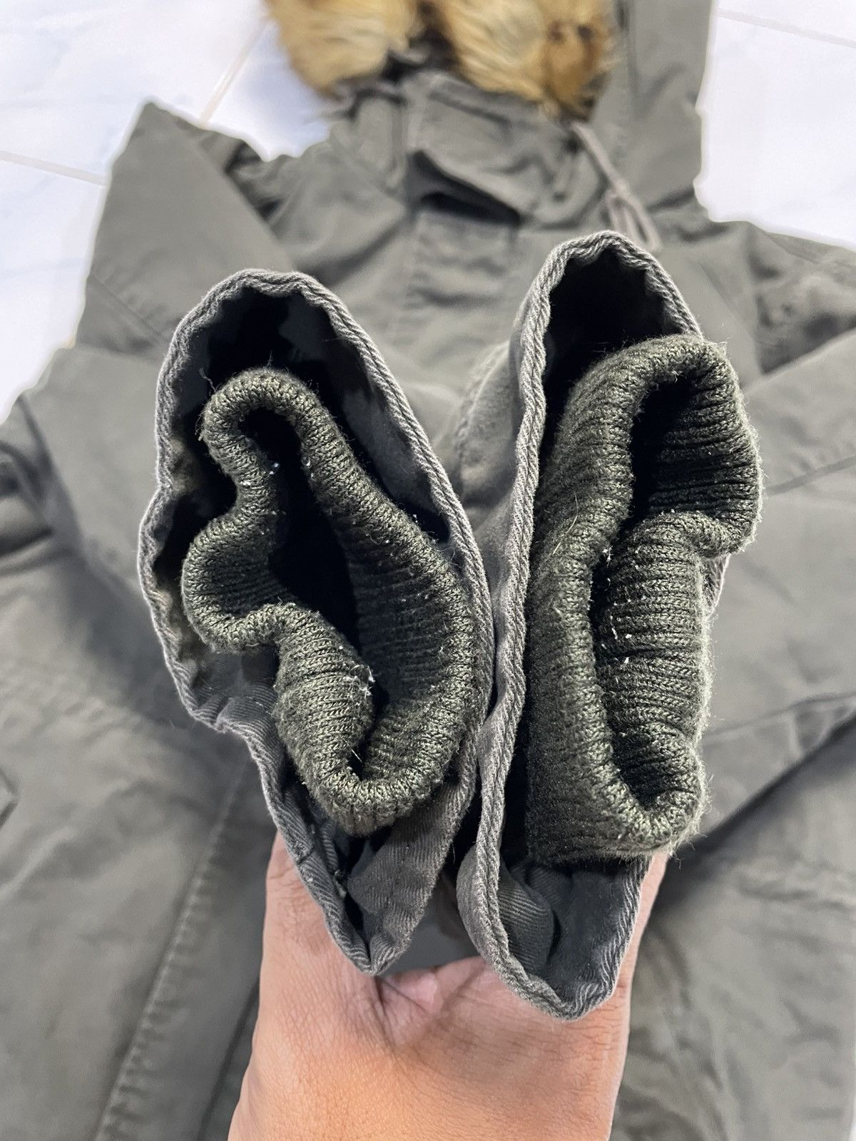 If Six Was Nine In The Attic Japanese Brand Fur Hooded Fishtail Jacket Size US L / EU 52-54 / 3 - 5 Thumbnail
