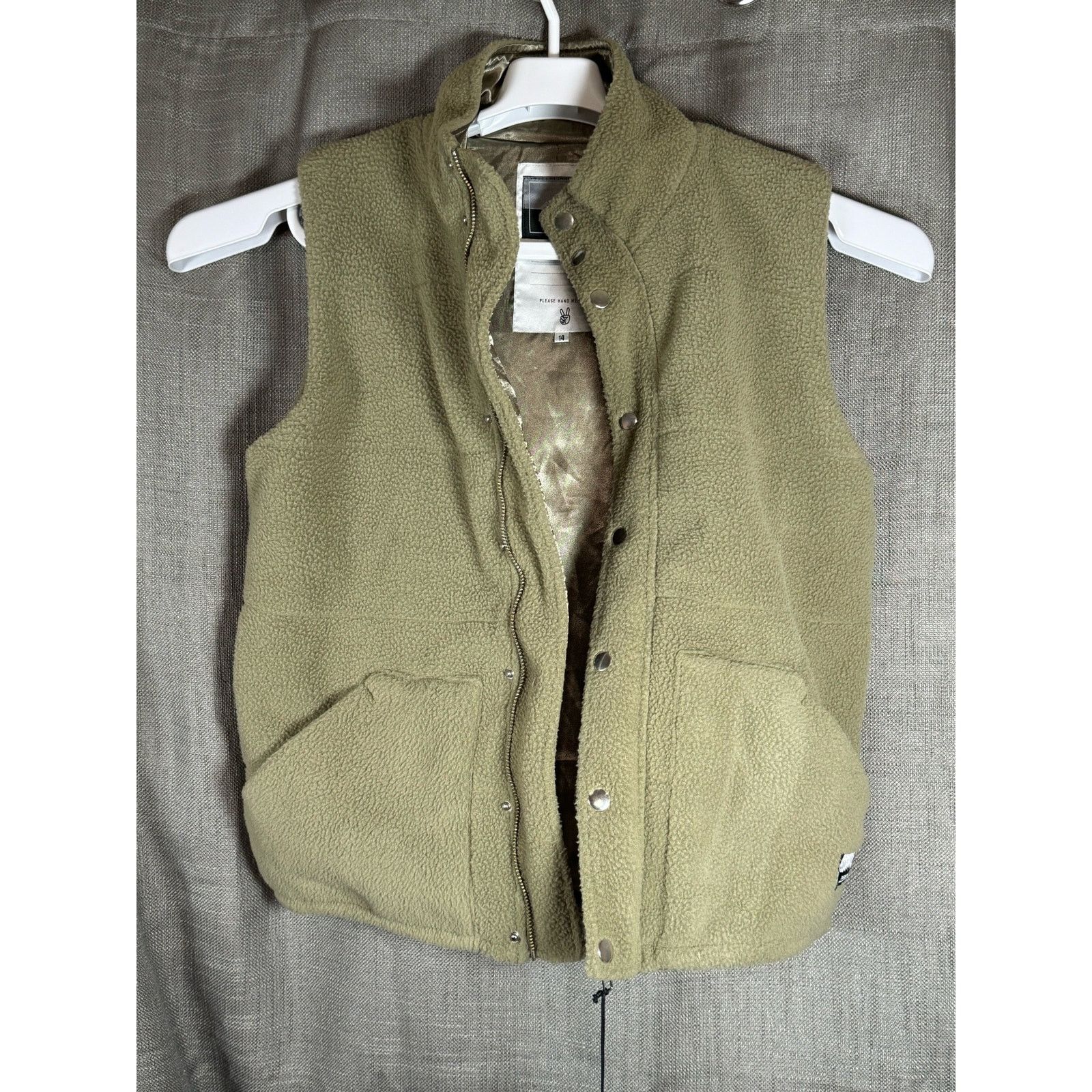 Other Sometime Soon Hybrid Vest Outerwear for Kids Size 14Y - NWT Size US L / EU 52-54 / 3 - 2 Thumbnail