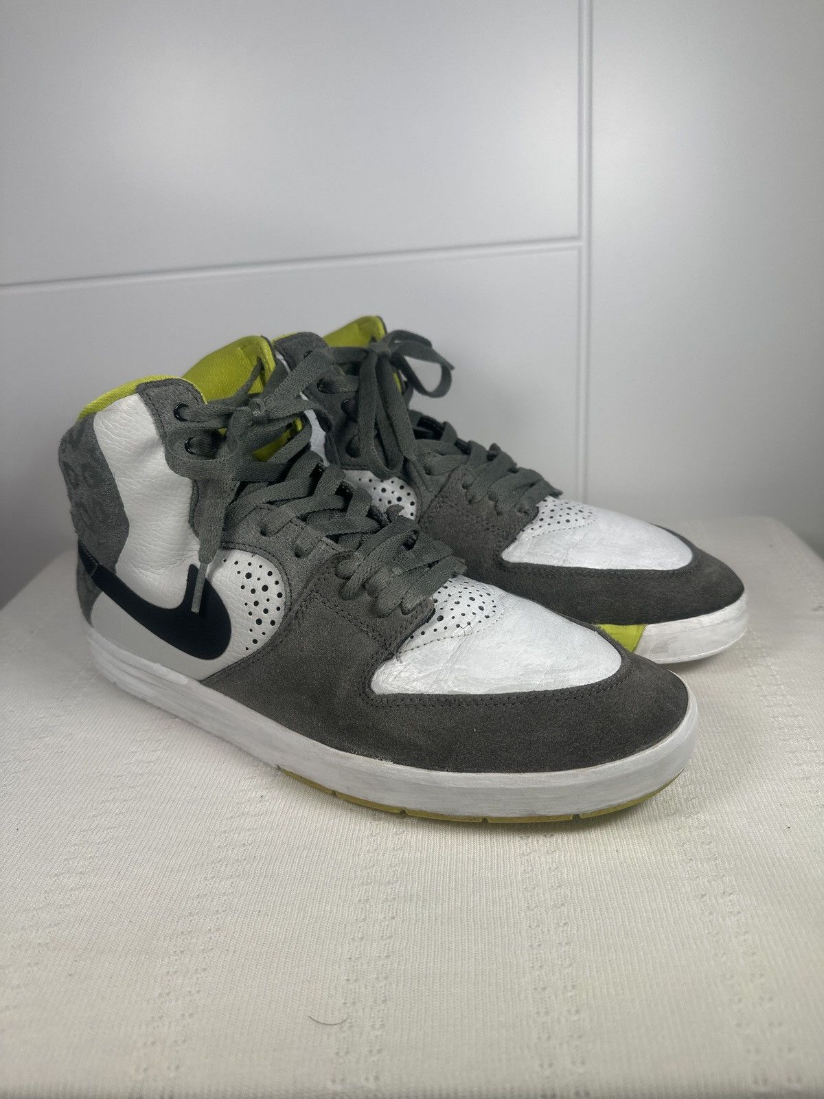 Nike Nike Paul Rodriguez 7 Hi SB Base Grey Shoes Size US 10 / EU 43 - 2 Thumbnail