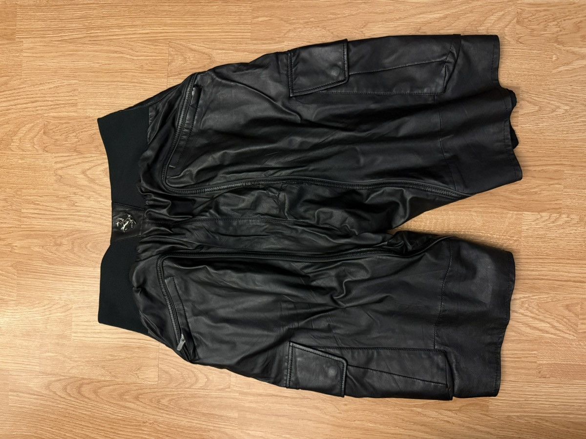 Ferrari Ferrari Lambskin Leather Shorts Size US 32 / EU 48 - 2 Thumbnail