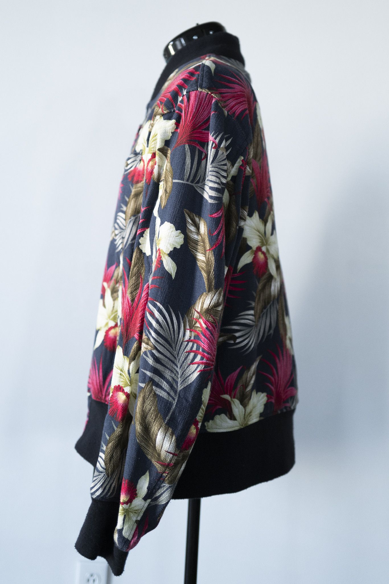 Engineered Garments Engineered GarmentsFloral Print Bomber Jacket sz L Size US L / EU 52-54 / 3 - 3 Thumbnail