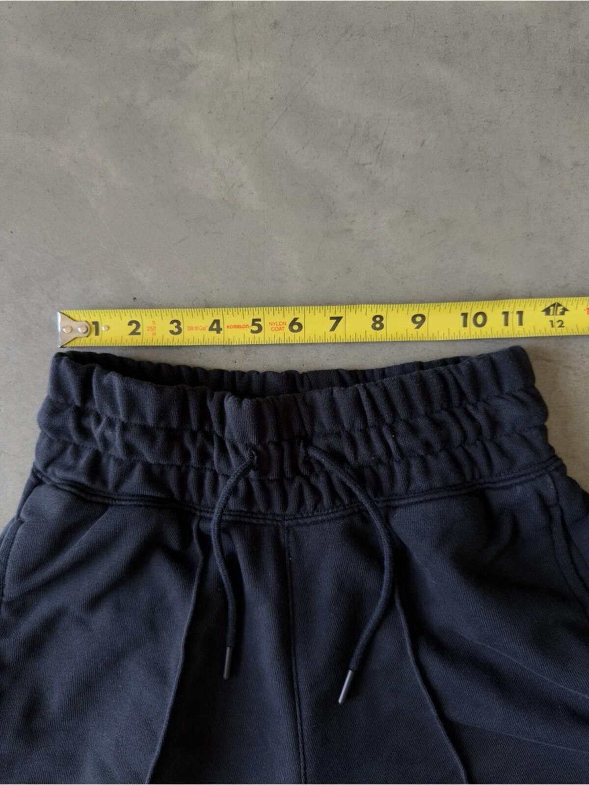 Jordan Brand Jordan / Dri-FIT Sport Sweatpants / Black Joggers Size 26" / US 2 / IT 38 - 5 Thumbnail