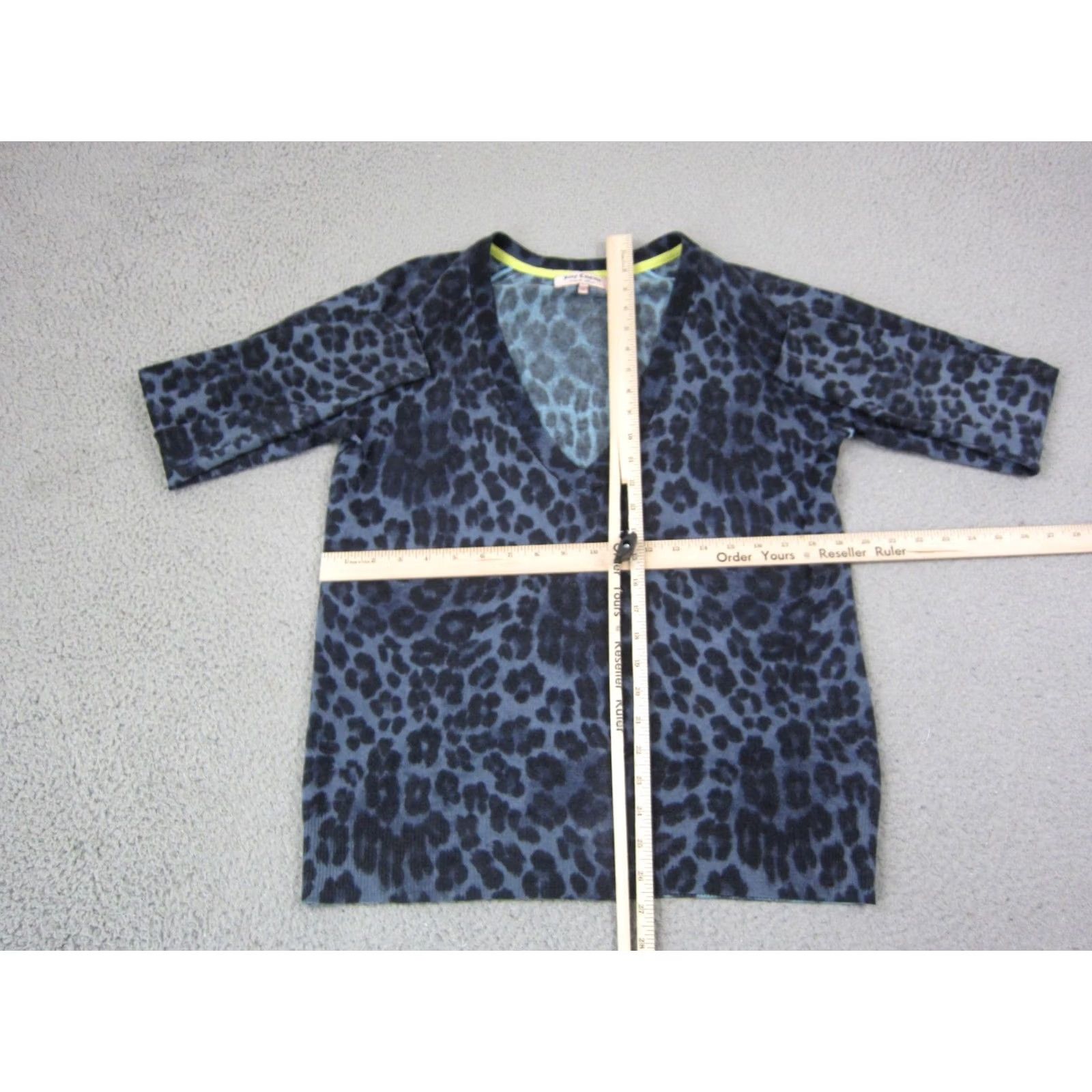 Juicy Couture Juicy Couture Sweate Womens Large Blue Black Leopard Cashmere Wool V-Neck Lounge Size L / US 10 / IT 46 - 5 Thumbnail