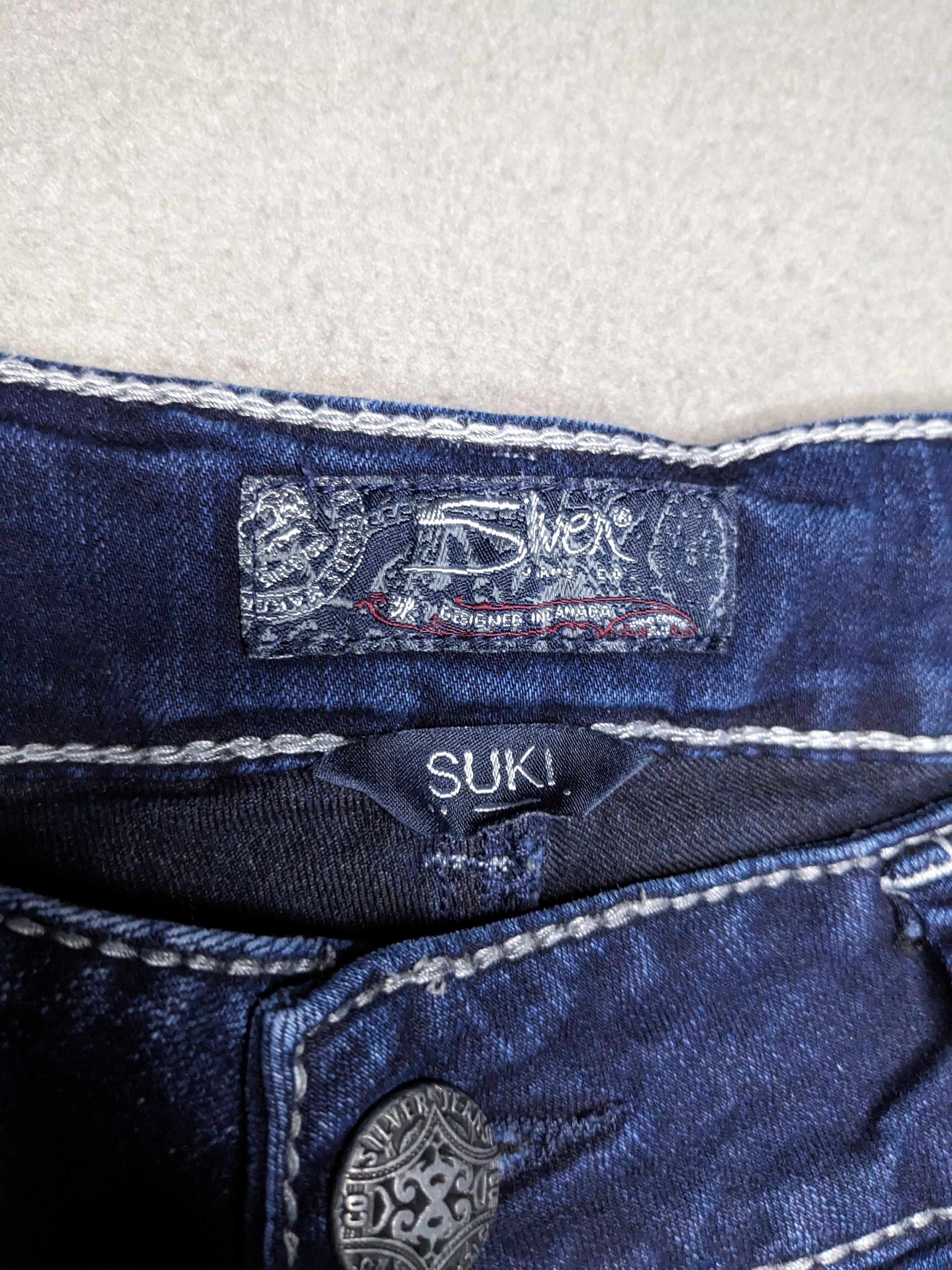 Silver Jeans Co. Silver Jeans Suki Mid Capri 33x24 Y2K Denim Western Dark Size 33" - 13 Thumbnail