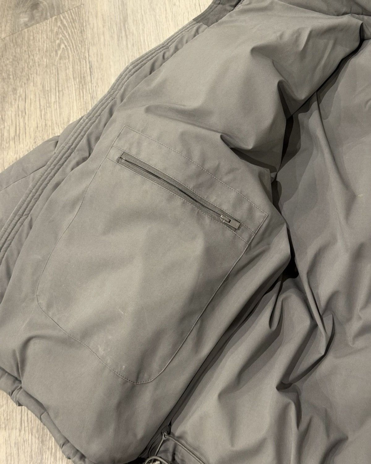 Heliot Emil Heliot Emil Abstract Down Jacket Size US L / EU 52-54 / 3 - 13 Thumbnail