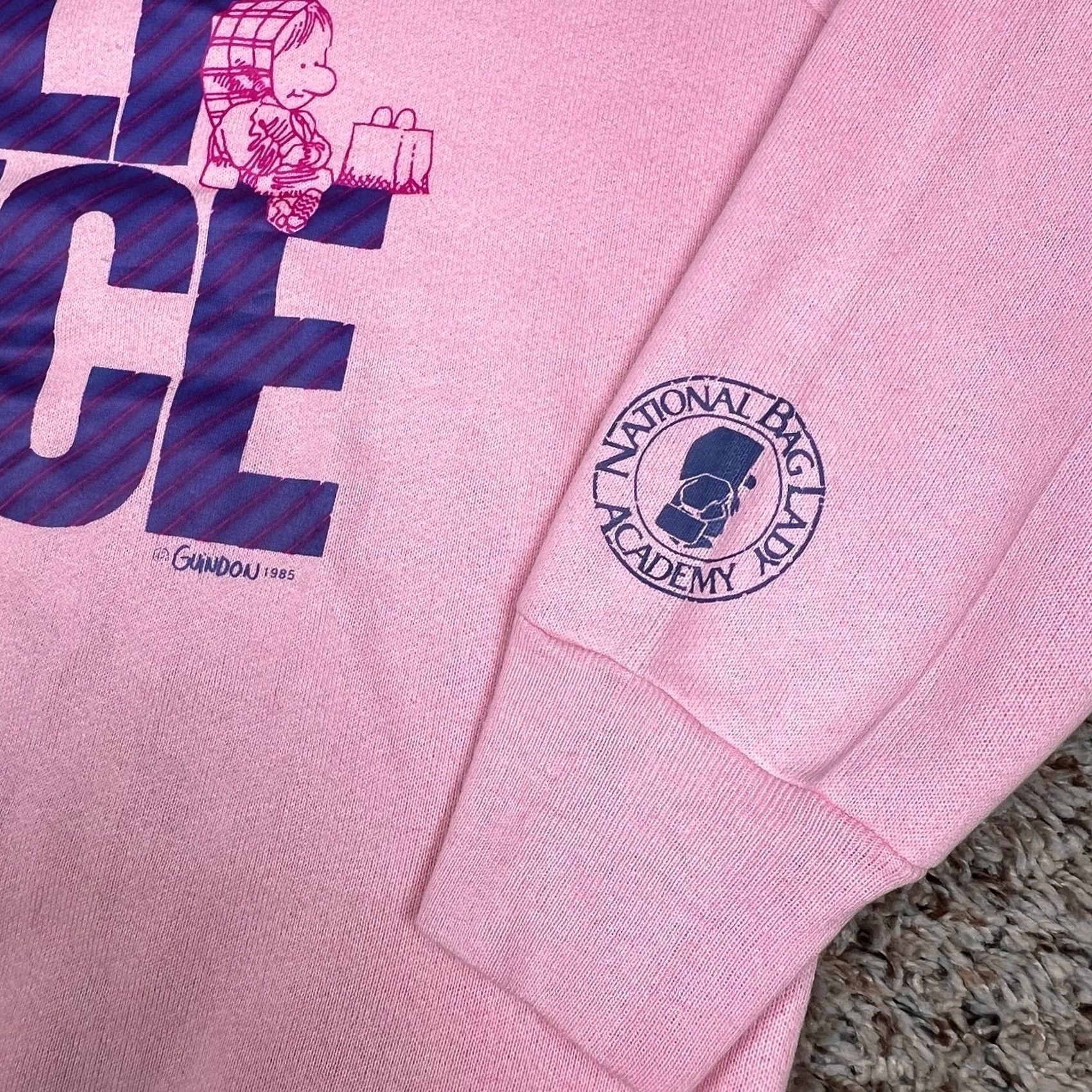 Fruit Of The Loom VINTAGE Fruit Of The Loom Sweatshirt Raglan Crewneck Pink 80s Graphic Print Medium Men Women Regular Sleeves Raglan All Seasons USA Size US M / EU 48-50 / 2 - 5 Thumbnail