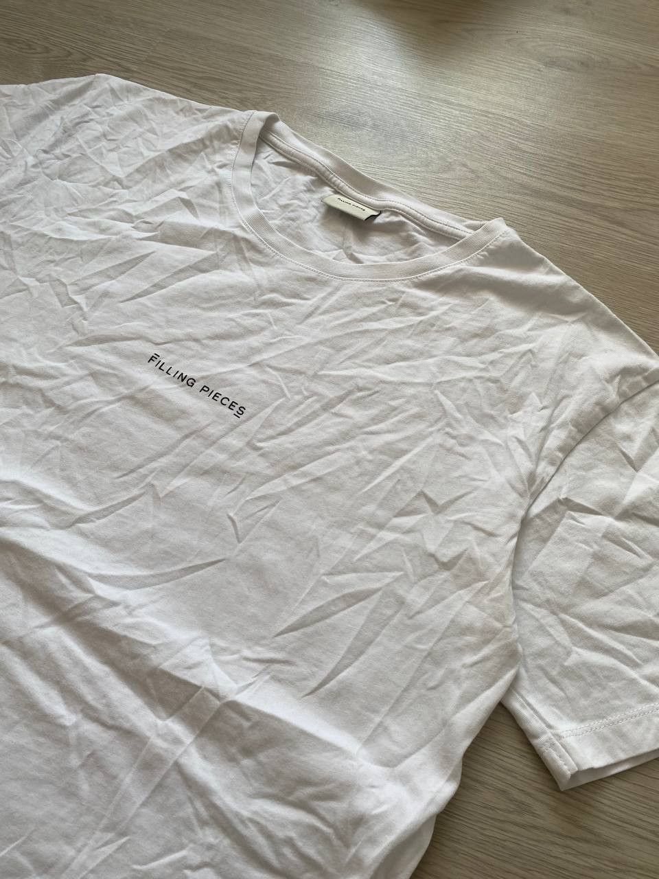 Filling Pieces Filling Pieces Centr Logo White Tee L Size US L / EU 52-54 / 3 - 1 Thumbnail