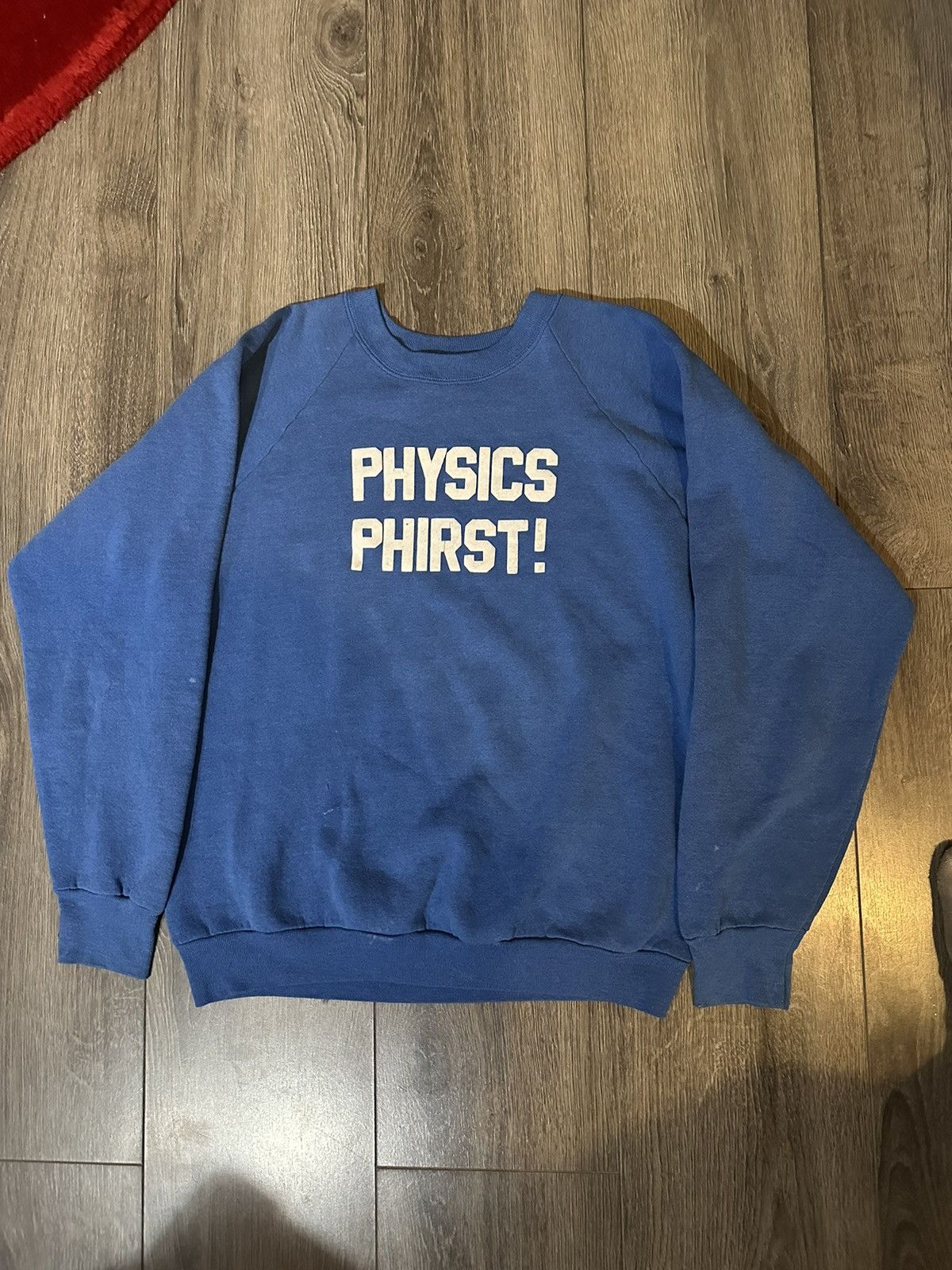 Vintage 80s vintage blue crewneck sweatshirt Size US S / EU 44-46 / 1 - 1 Thumbnail