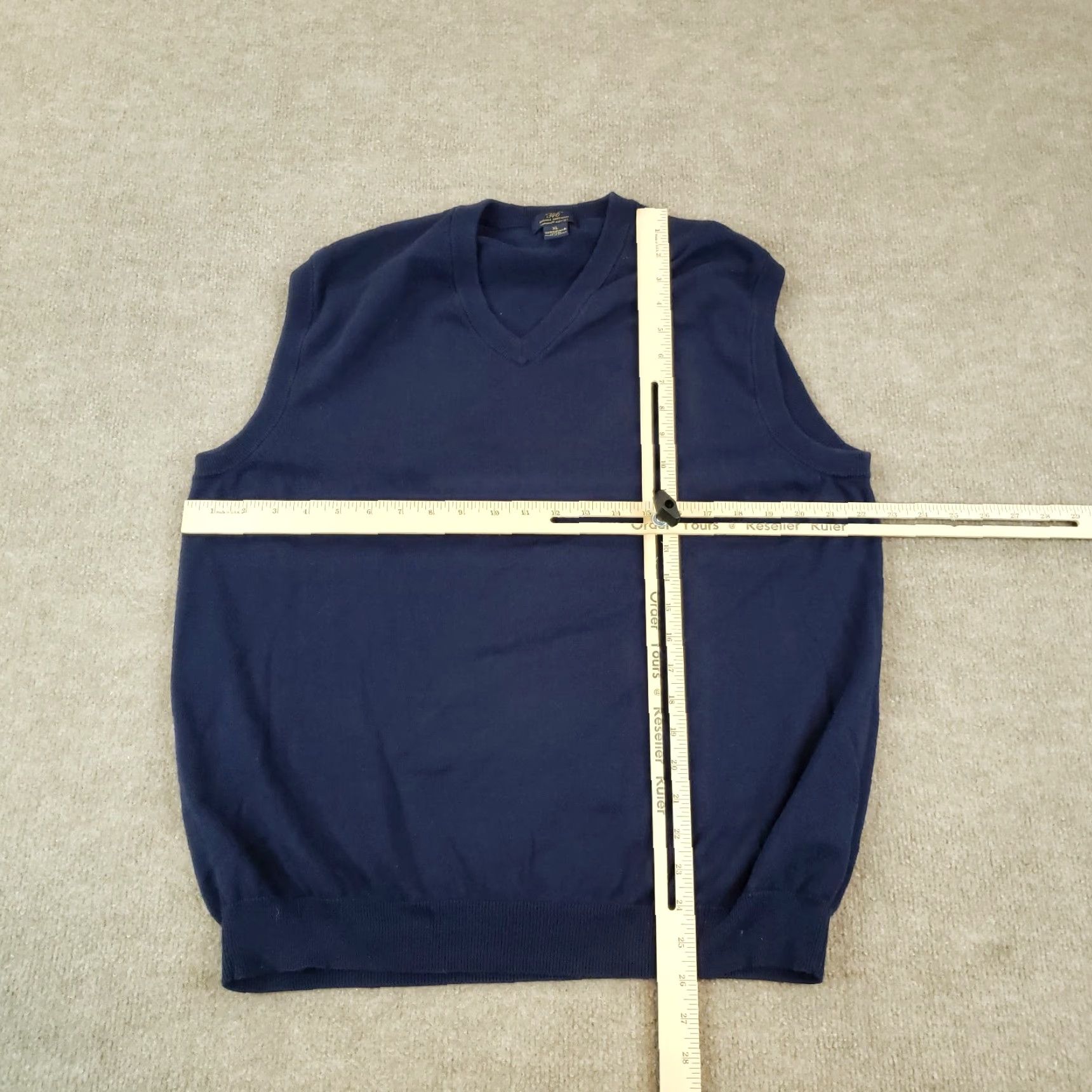 Brooks Brothers VINTAGE Brooks Brothers Sweater Vest Mens XL Blue V-Neck Pullover Casual Golf Size US XL / EU 56 / 4 - 2 Thumbnail