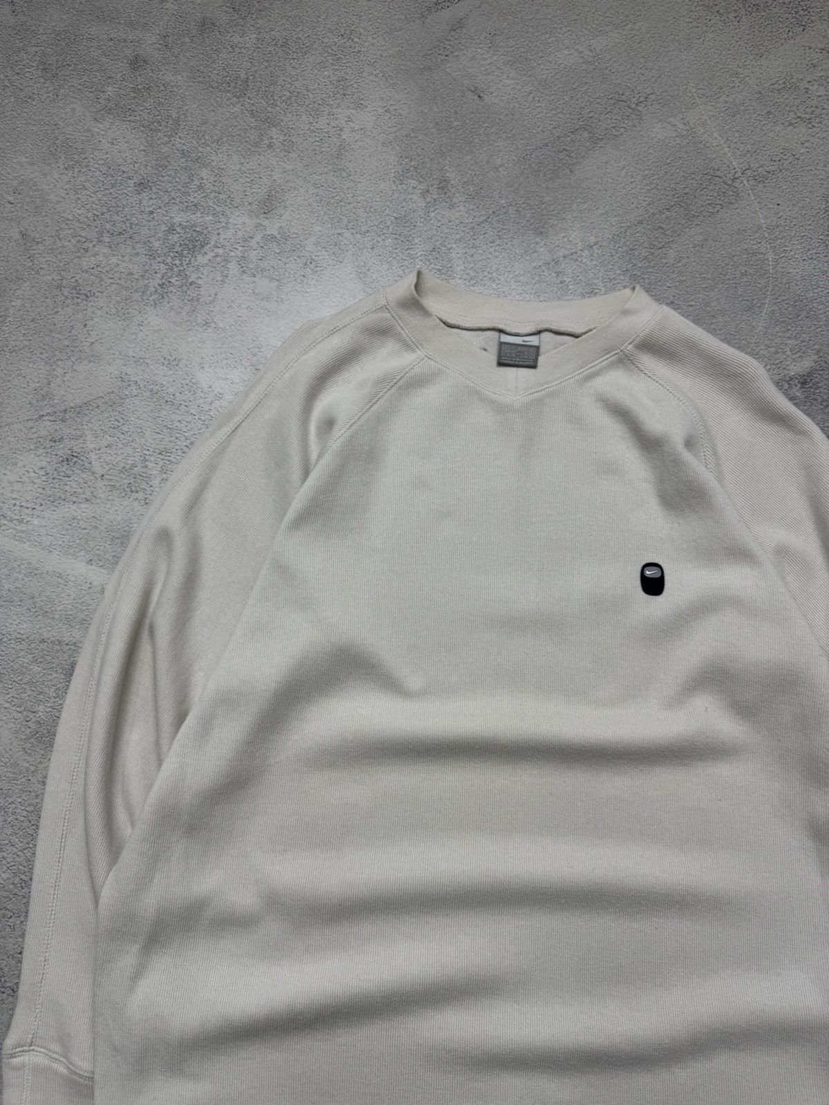 Nike Vintage Y2k Nike Mini Swoosh Sweatshirt 90’s Size US XL / EU 56 / 4 - 6 Thumbnail