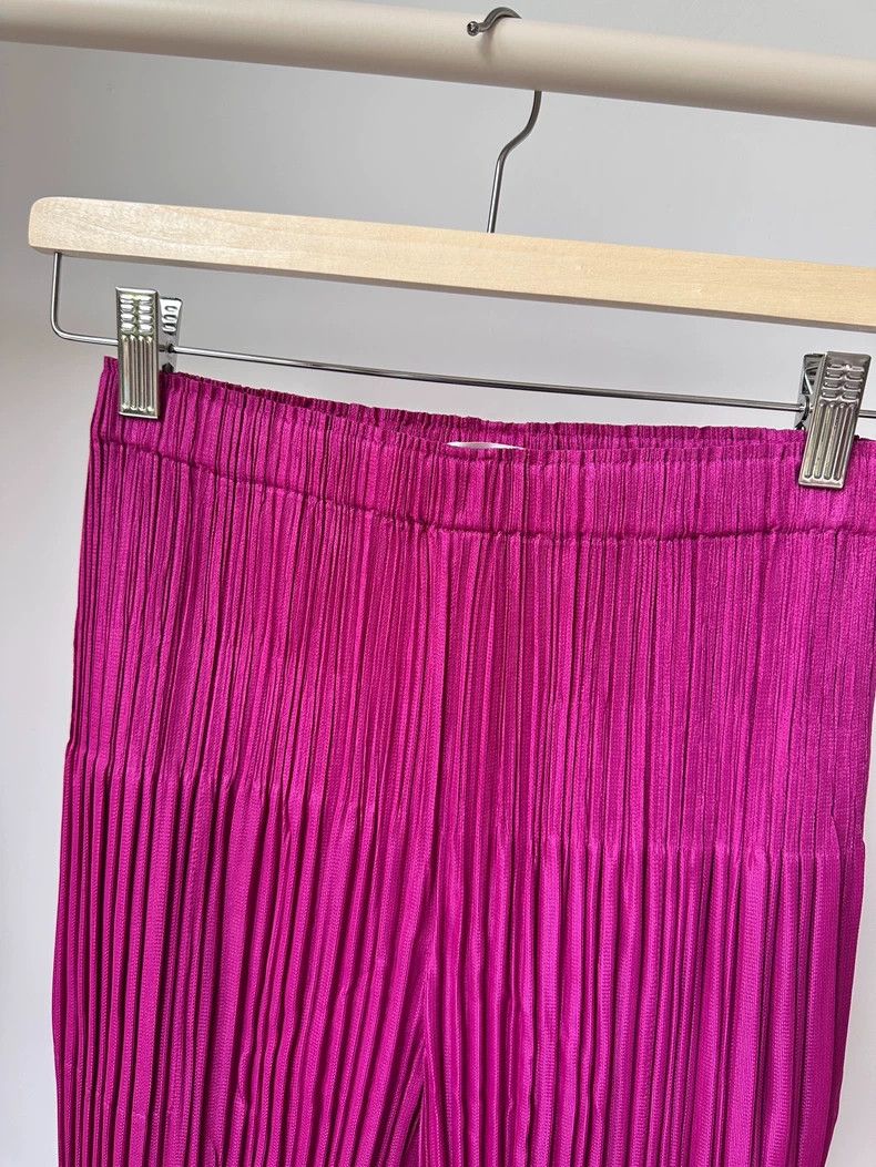 Issey Miyake Issey Miyake size:3 Red pleated puff pants Size 31" - 2 Thumbnail