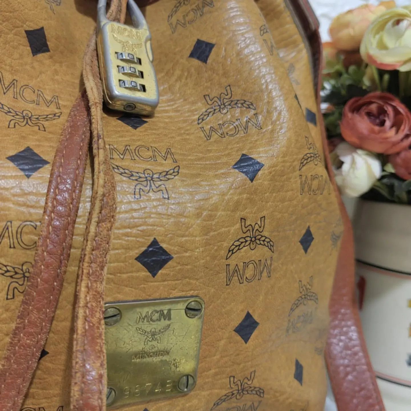 MCM MCM COGNAC VISETOS CROSSBODY BUCKET BAG MADE in GERMANY Size ONE SIZE - 2 Thumbnail