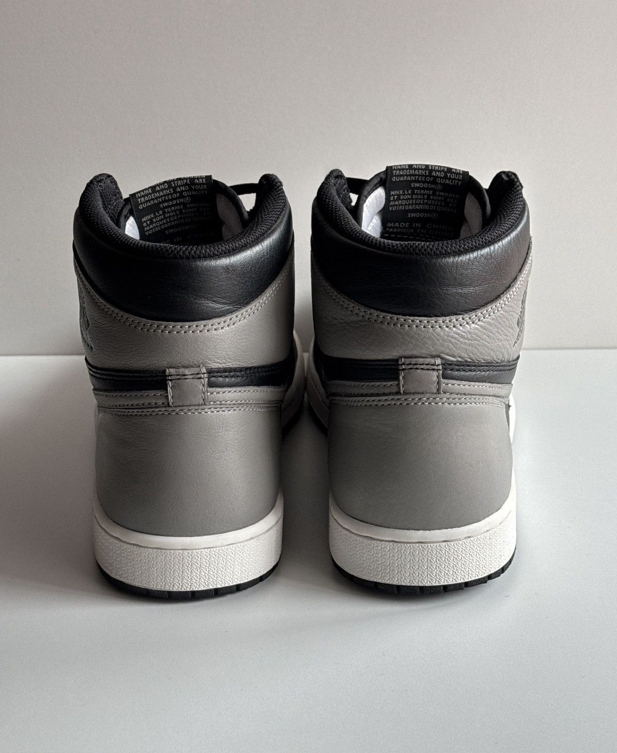 Jordan Brand Air Jordan 1 Retro High OG Shadow (2018) Size US 13 / EU 46 - 4 Thumbnail