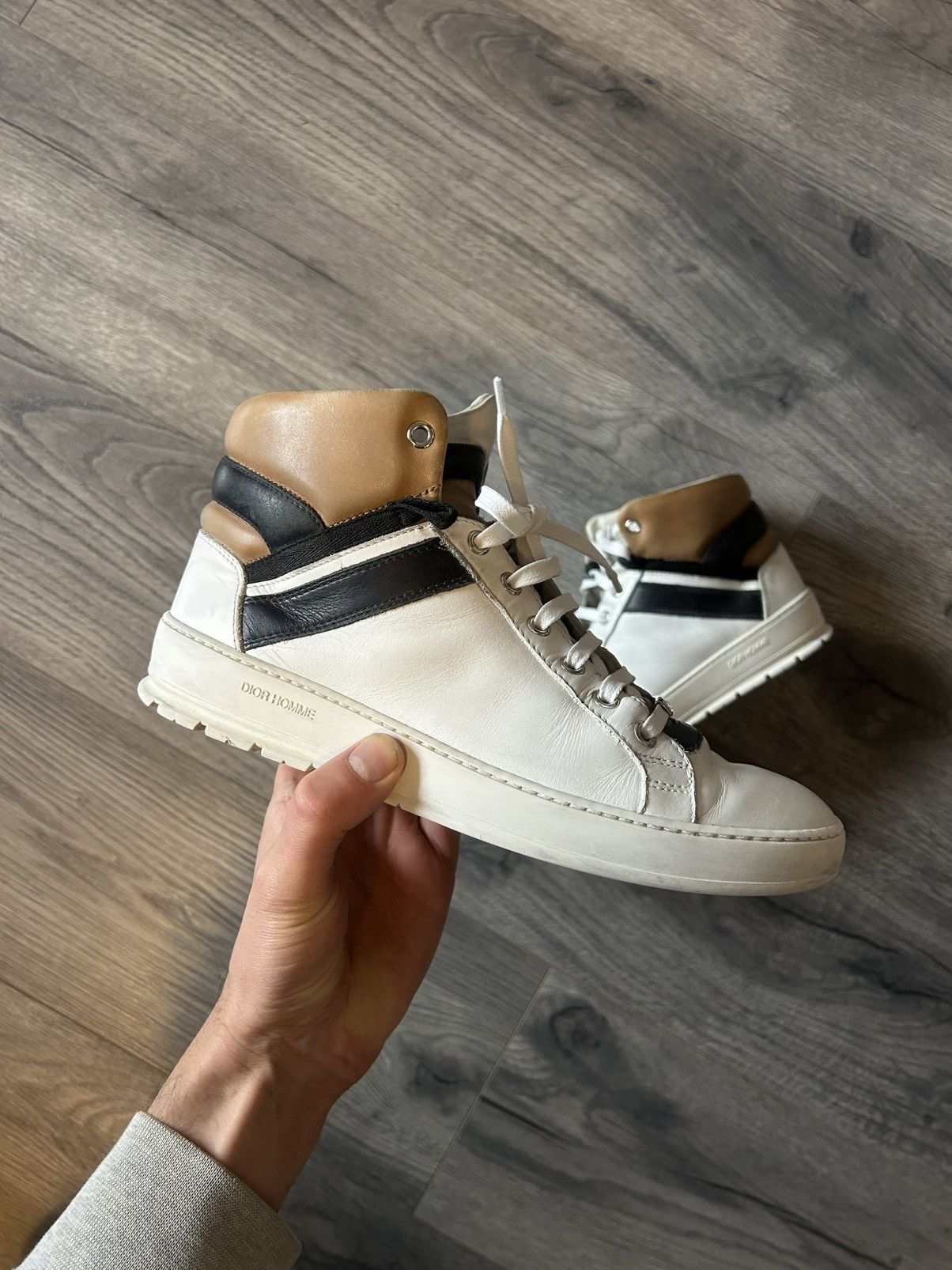 Dior Dior Homme High-Top Leather Sneakers in White and Tan Size US 8 / EU 41 - 6 Thumbnail
