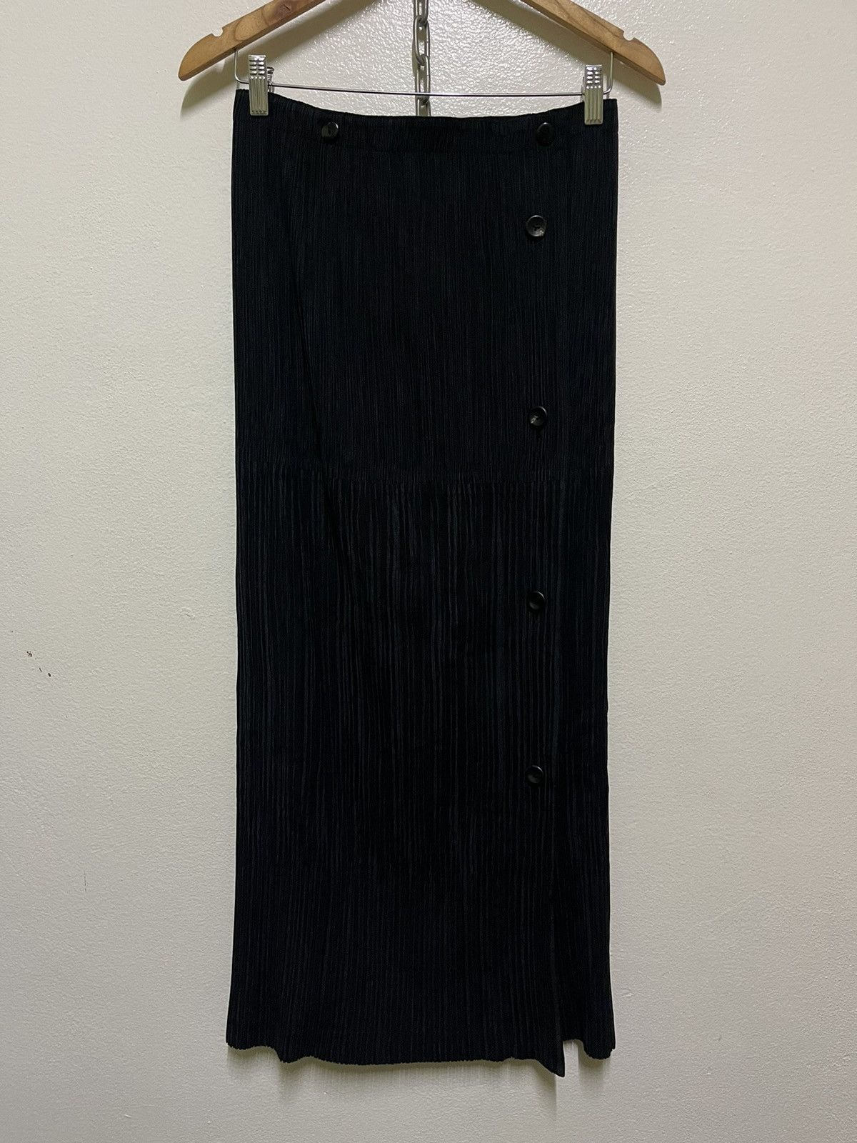 image of Issey Miyake Pleated Button Design Wrap Skirt Black, Women's (Size 27)