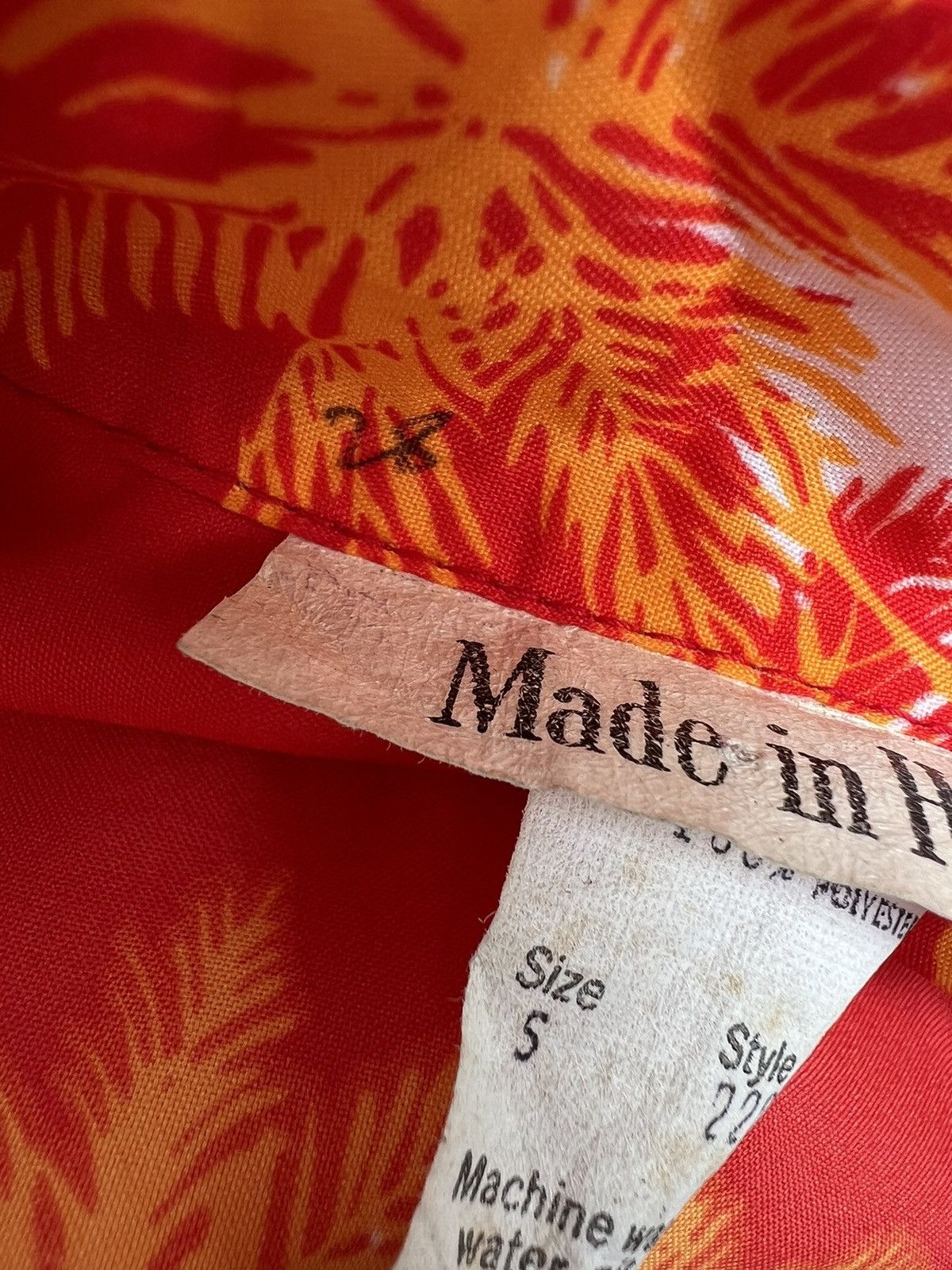 Vintage Vintage 70s Made in Hawaii Hibiscus Red Hawaiian Shirt Size US S / EU 44-46 / 1 - 21 Thumbnail