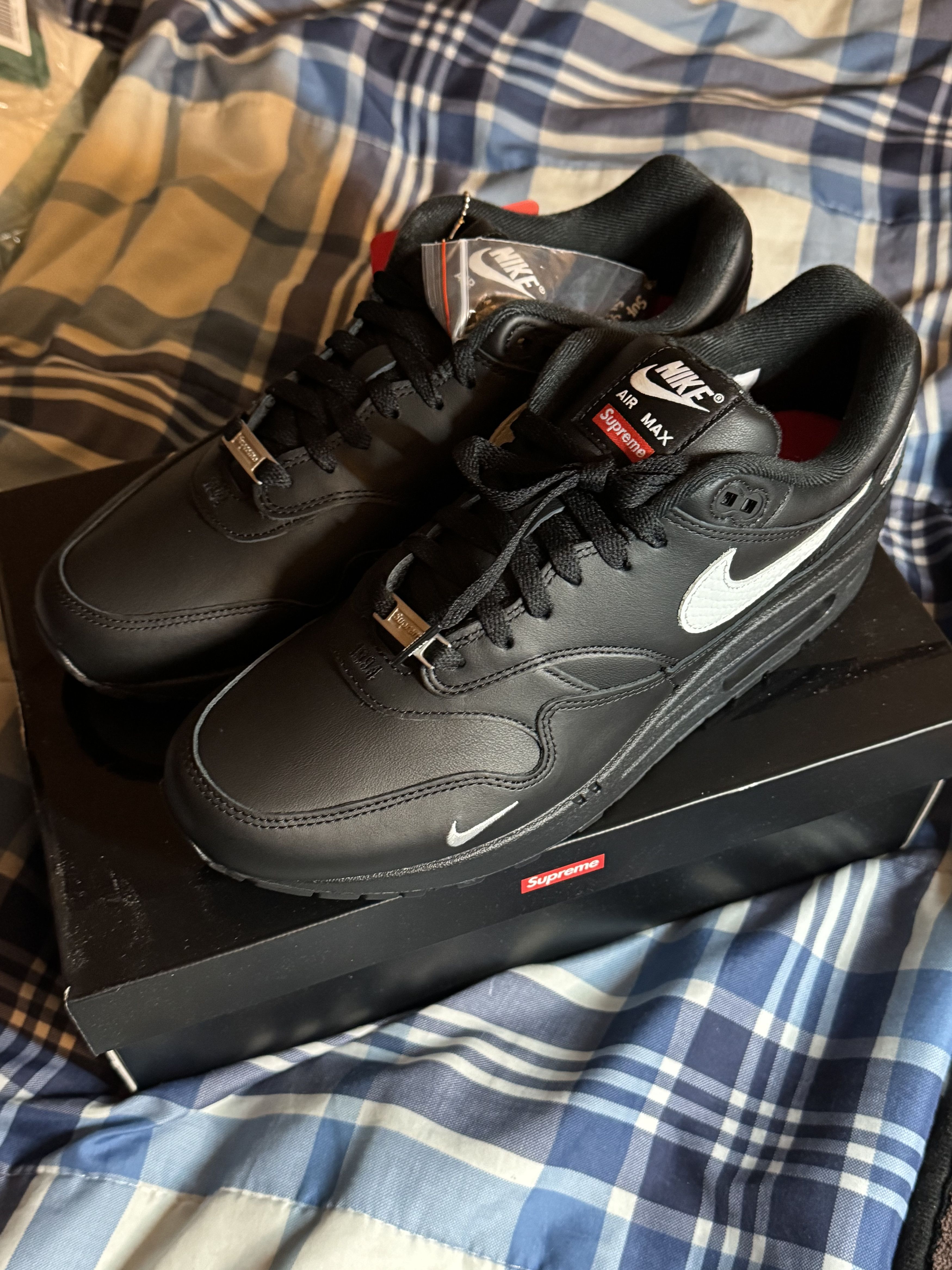 Nike × Supreme Nike Air Max 1 '87 SP Size US 10.5 / EU 43-44 - 1 Thumbnail
