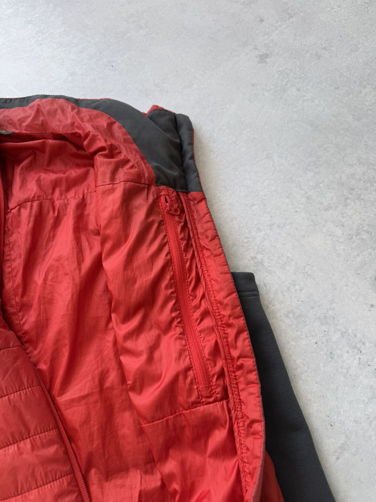 Norrona Norrona Falketind Primaloft Vest W Size L / US 10 / IT 46 - 12 Thumbnail