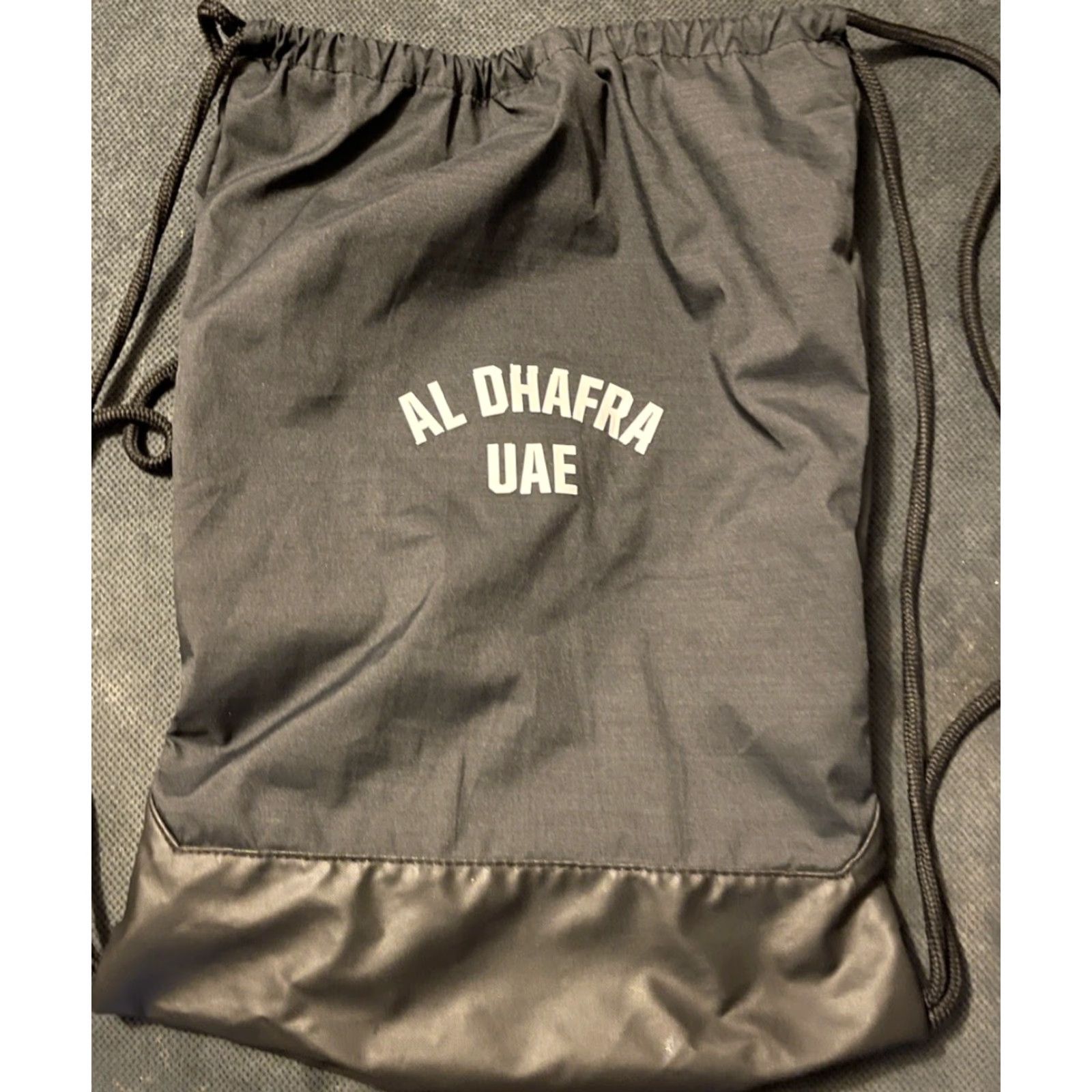 Nike Nike Black Lightweight Drawstring Backpack Gym Bag Men Medium Nylon Sports School Casual Travel Adjustable Strap Backpack UAE Al Dhafra Size ONE SIZE - 2 Thumbnail