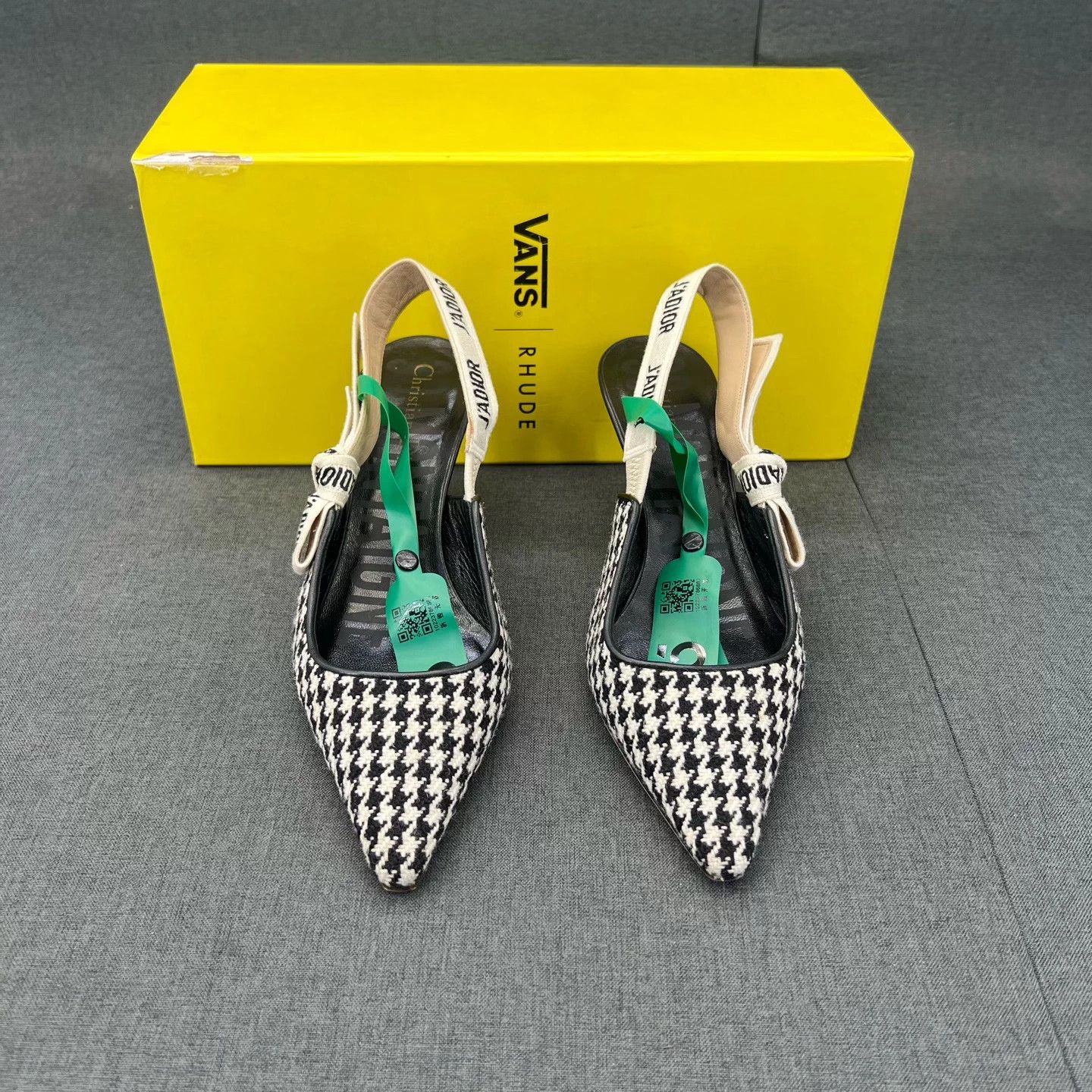 Dior Dior J'adior Black & White 35.5 EU Re-soled Size US 4.5 / IT 34.5 - 4 Thumbnail