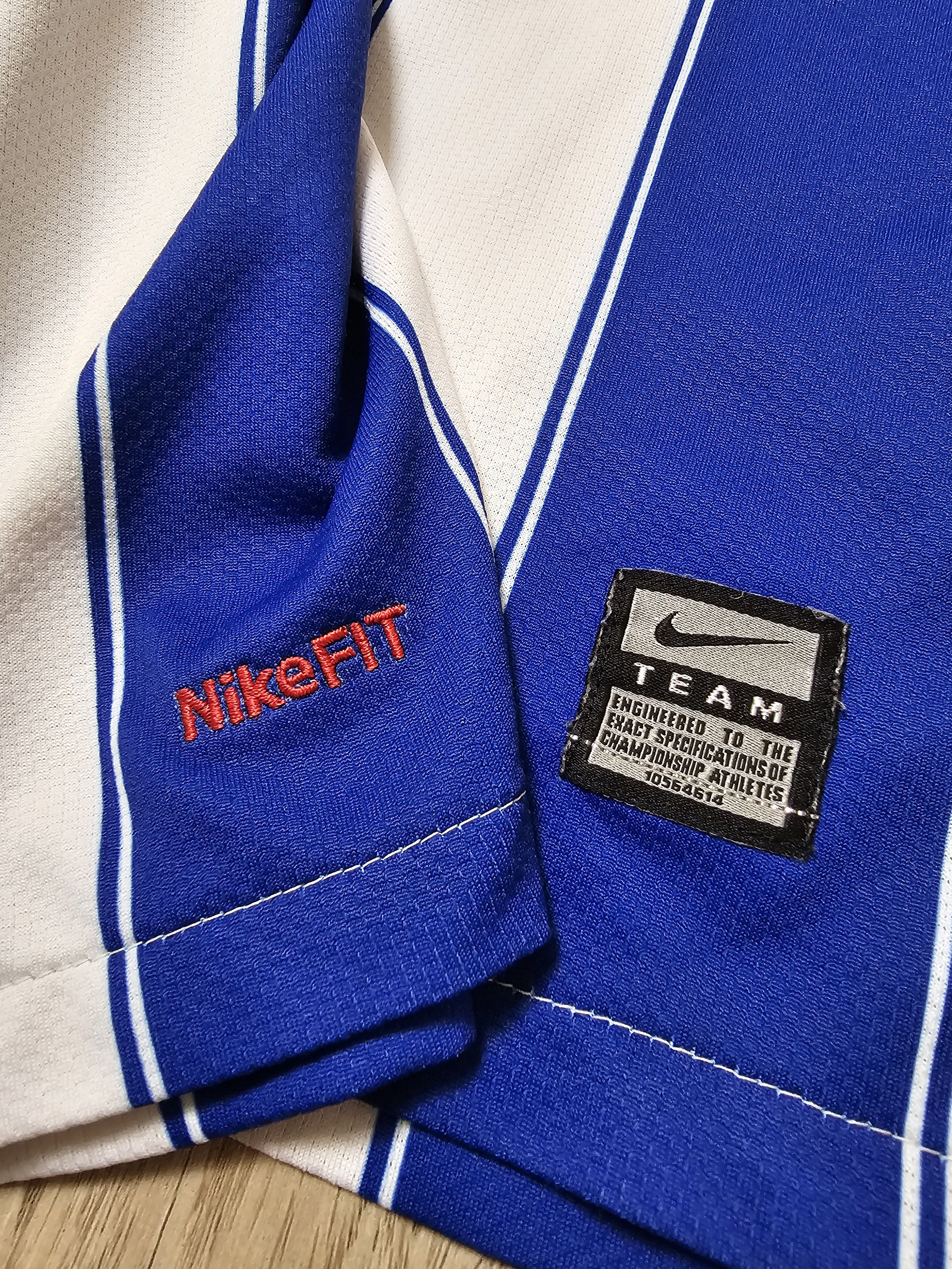 Nike HERTHA BERLIN 2009 2010 HOME FOOTBALL SHIRT SOCCER JERSEY Size US XL / EU 56 / 4 - 9 Thumbnail