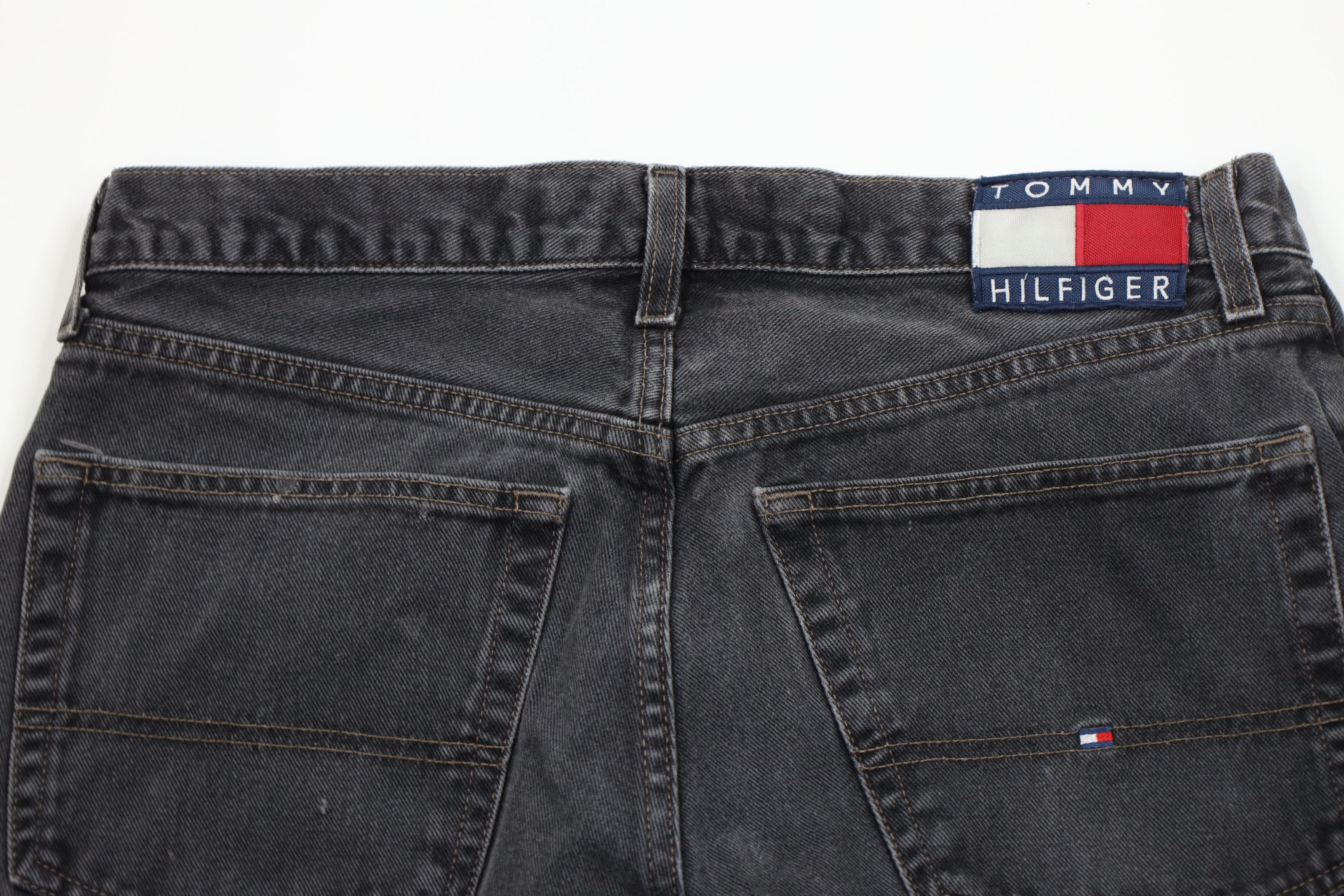 Tommy Hilfiger Vintage 90s Tommy Hilfiger Spell Out Wide Leg Denim Jeans Size US 33 - 13 Thumbnail