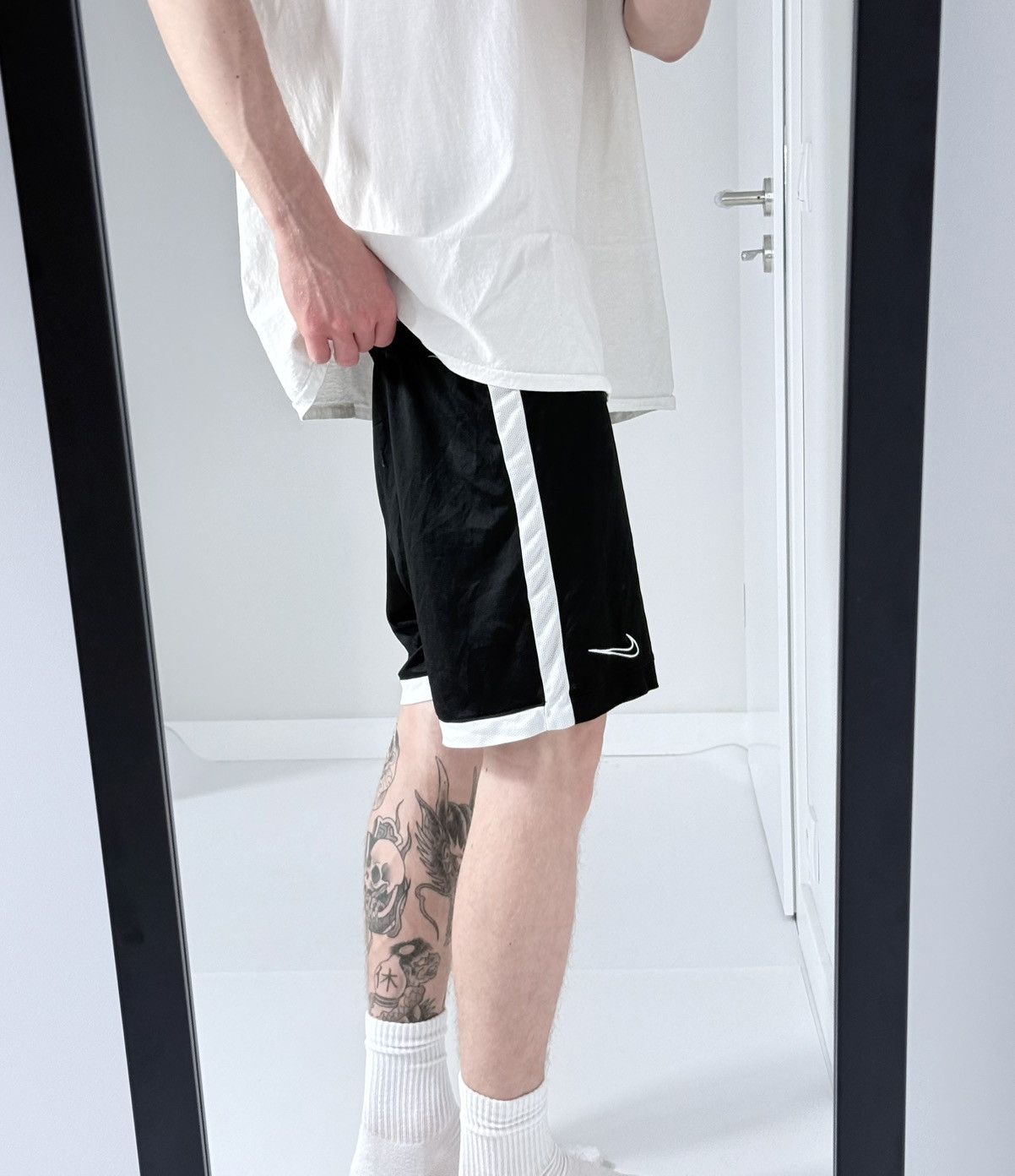 Other Vintage Nike Y2K streetwear sportswear shorts Size US 30 / EU 46 - 2 Thumbnail