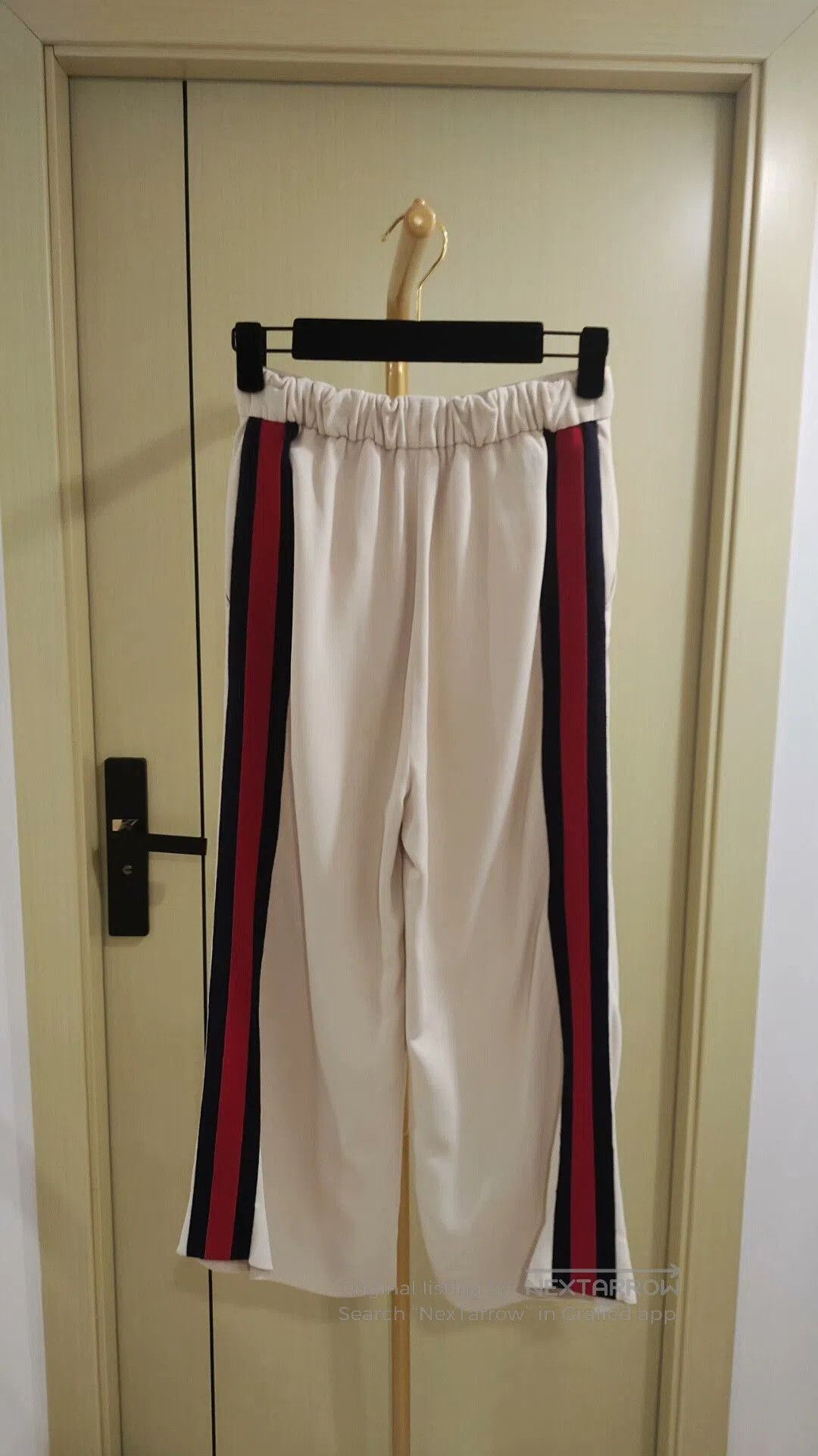 Gucci Gucci Casual Pants for Women. Size 24" / US 00 / IT 34 - 2 Thumbnail