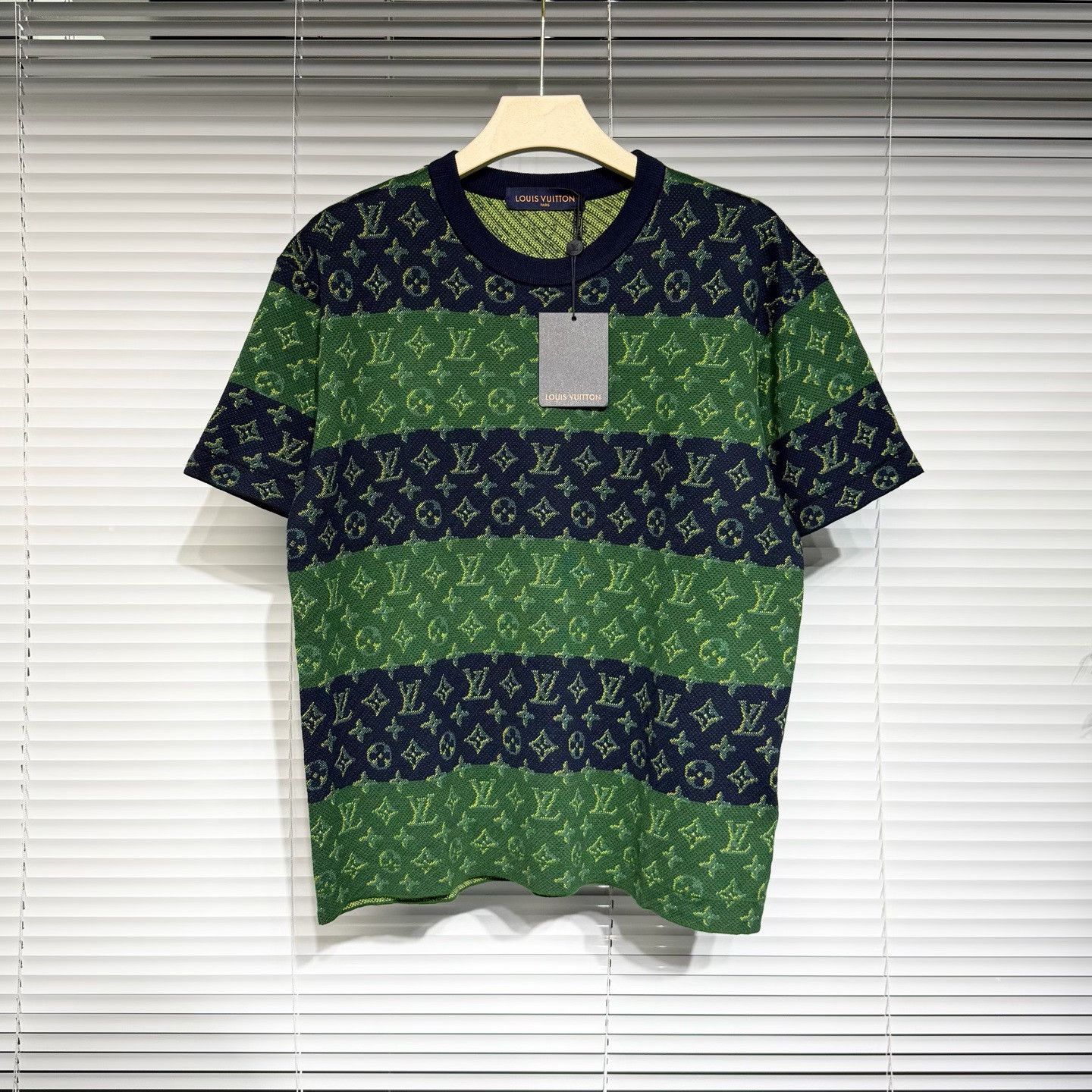 Louis Vuitton Louis Vuitton Knit Short-Sleeve T-Shirt Size US M / EU 48-50 / 2 - 1 Thumbnail