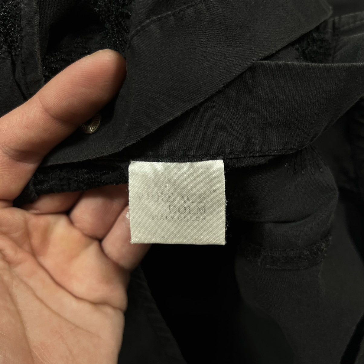 Versace RARE VERSACE DOLM Y2K Vintage Monogram Faded Luxury Shirt Size US XL / EU 56 / 4 - 14 Thumbnail