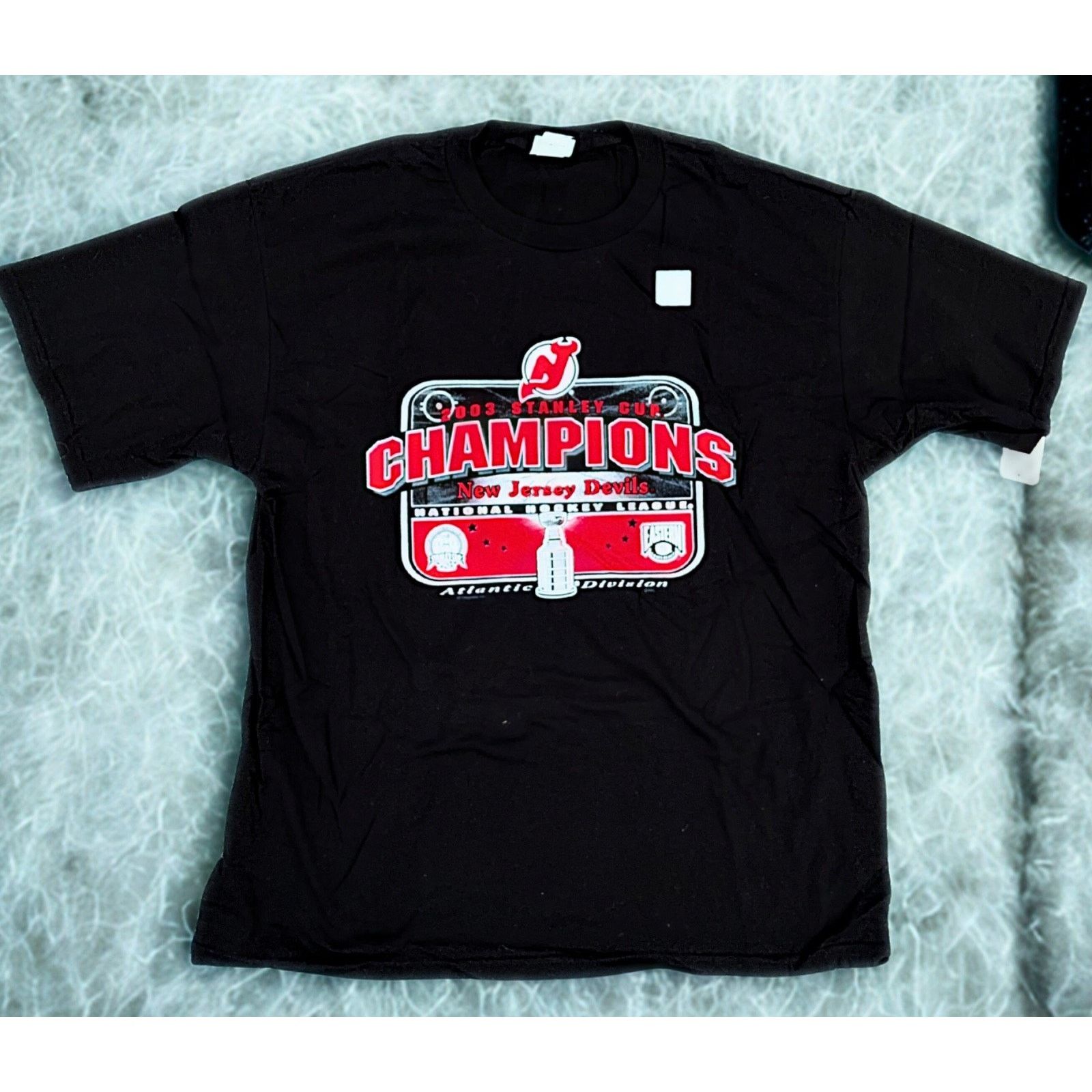 Lee New Jersey Devils 2003 NHL Stanley Cup Champs T-Shirt Lee XL Size US XL / EU 56 / 4 - 2 Thumbnail