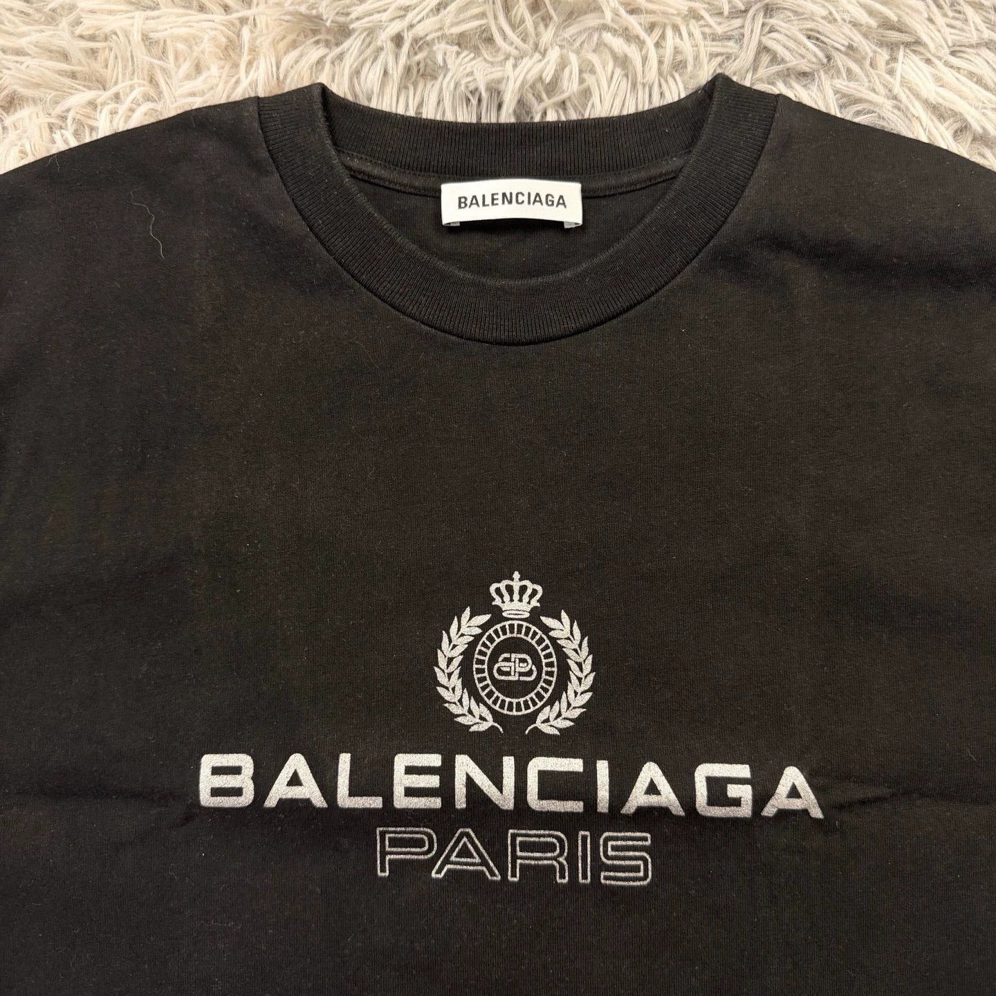 Balenciaga balenciaga crown wheat short sleeve t-shirt Size US S / EU 44-46 / 1 - 3 Thumbnail