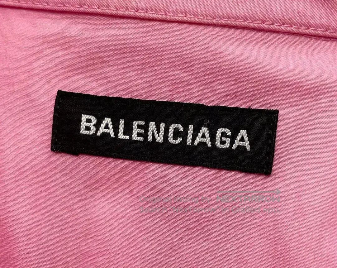 Balenciaga Balenciaga Pink Back Letter Shirt. Size US S / EU 44-46 / 1 - 5 Thumbnail