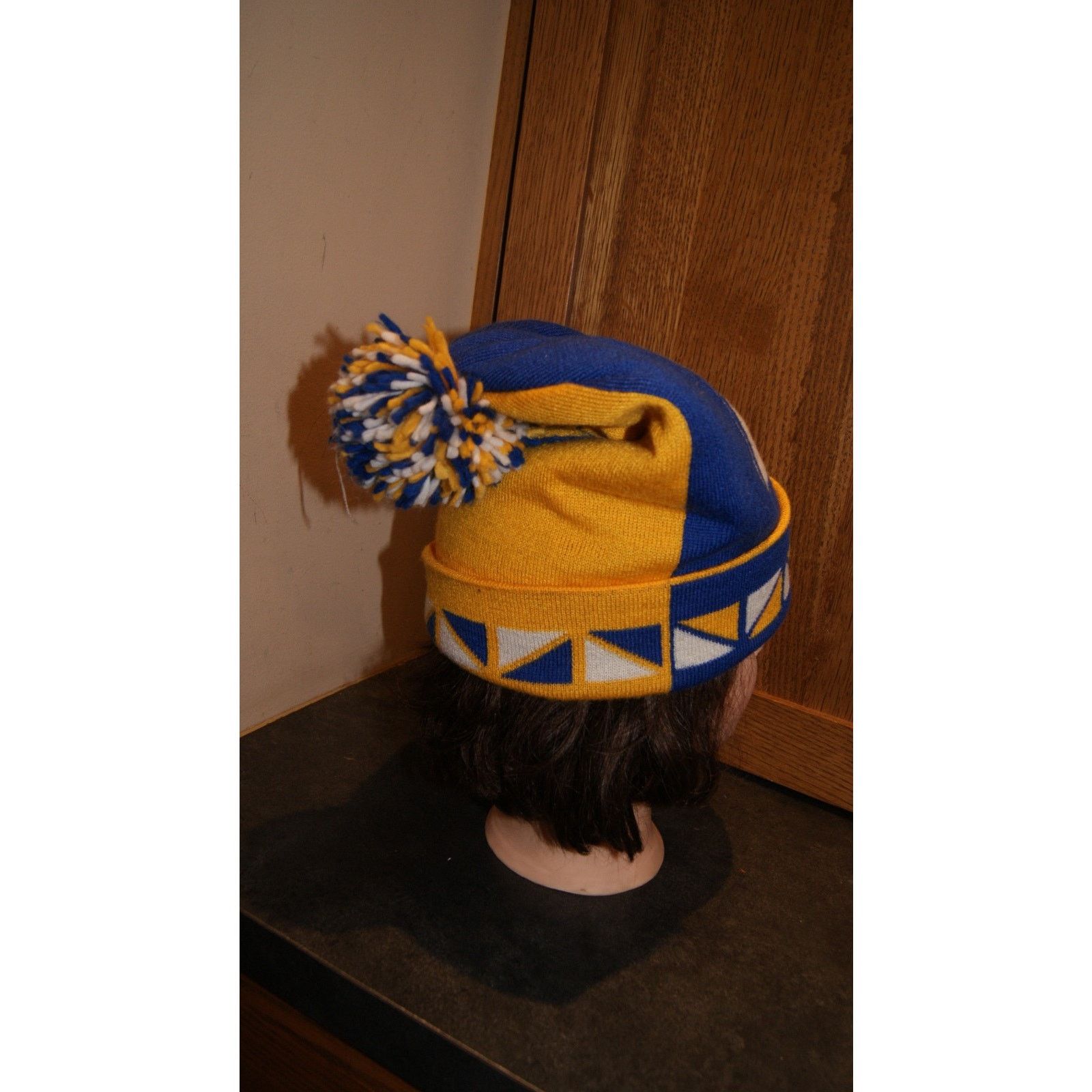 Mitchell & Ness Indiana Pacers Hat Beanie NBA Basketball Cuff Pom 2 Sided Size ONE SIZE - 5 Thumbnail