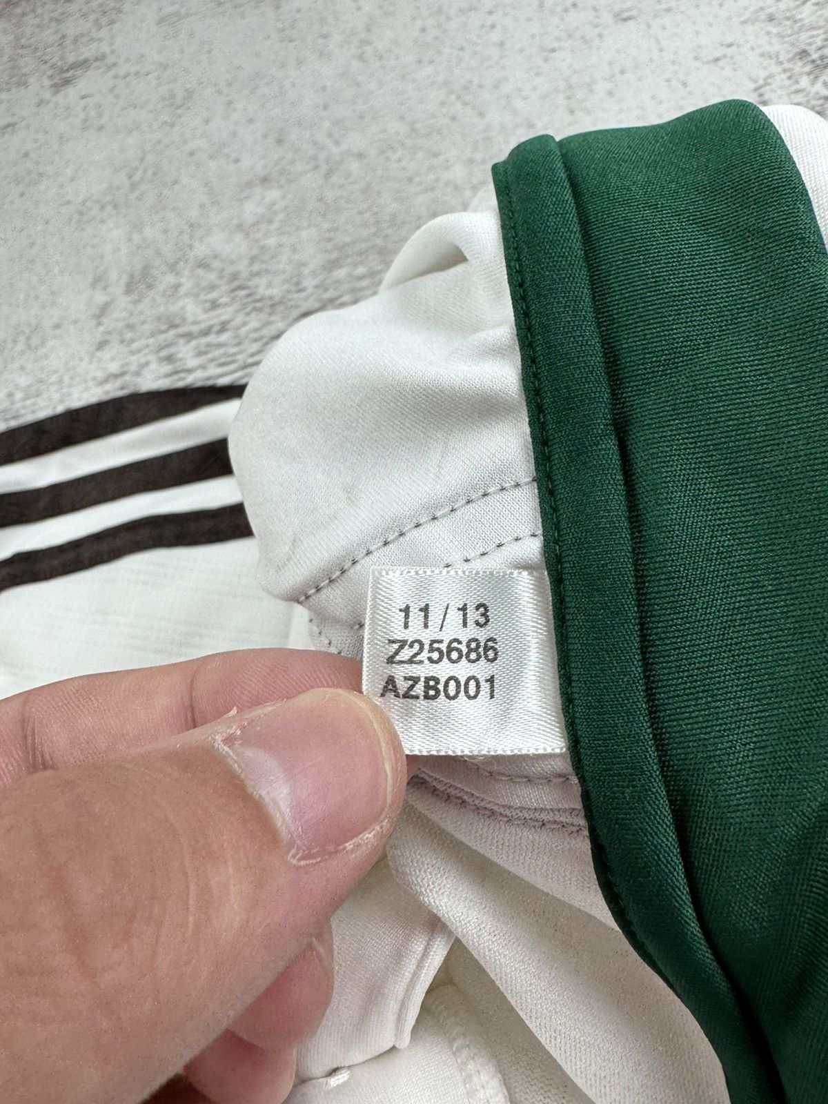 Adidas Bayern Munchen 2013 2014 Away Men’s M Adidas White Soccer Football Shirt Jersey Size US M / EU 48-50 / 2 - 10 Thumbnail