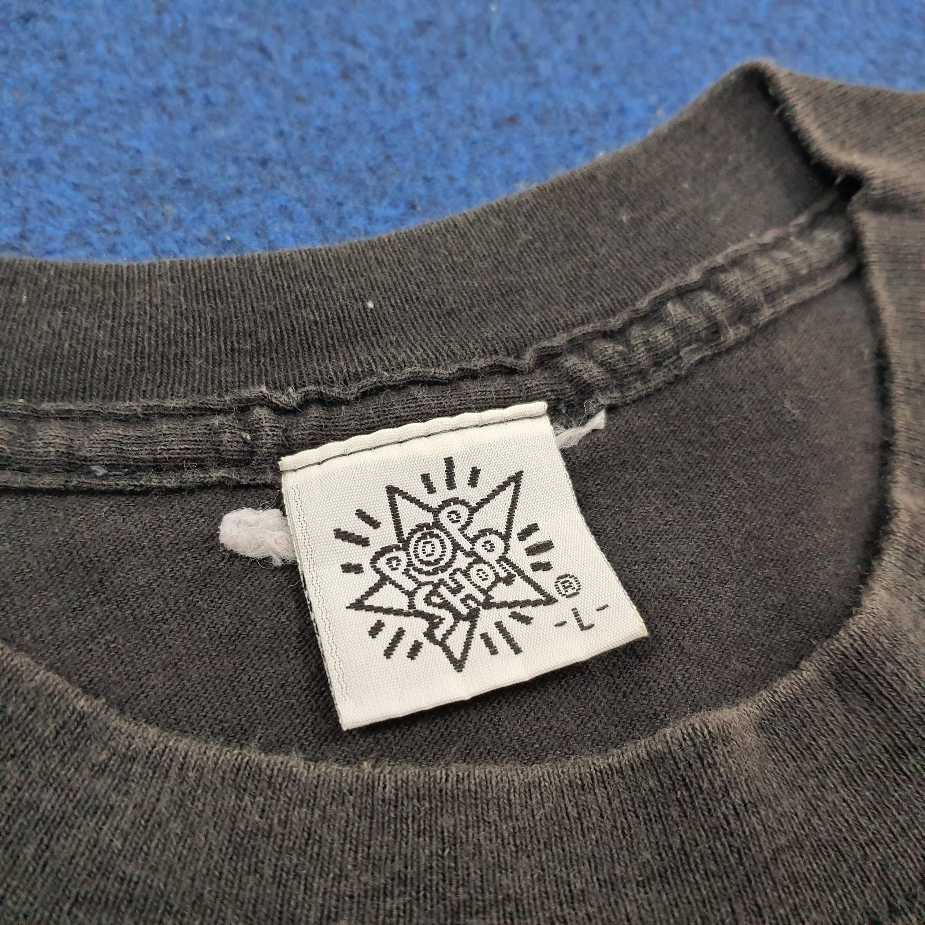 Vintage Keith Haring Streetwear Skate Tshirt C223N25