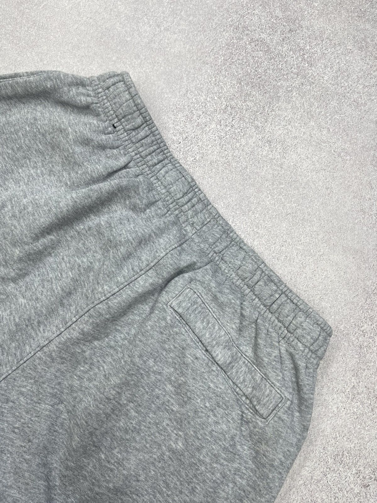 Nike Mens Nike Basic Grey Sweatpants Little Swoosh Logo White Y2K Size US 32 / EU 48 - 6 Thumbnail