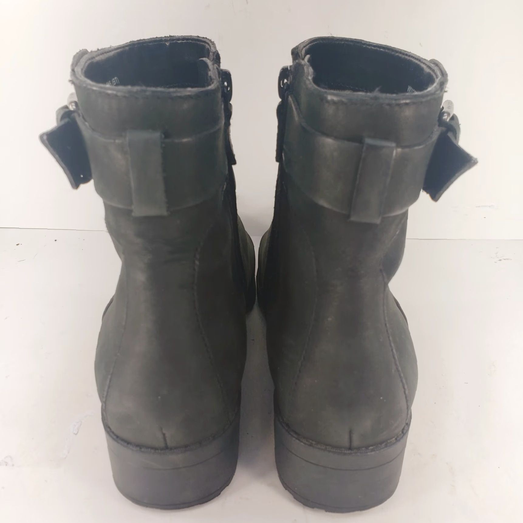 Cole Haan Cole Haan Haidyn Bootie Ankle Boot Women 7 Black Buckle Zip Boots Women Black 7 Toe Bootie 90s? Size S / US 4 / IT 40 - 7 Thumbnail