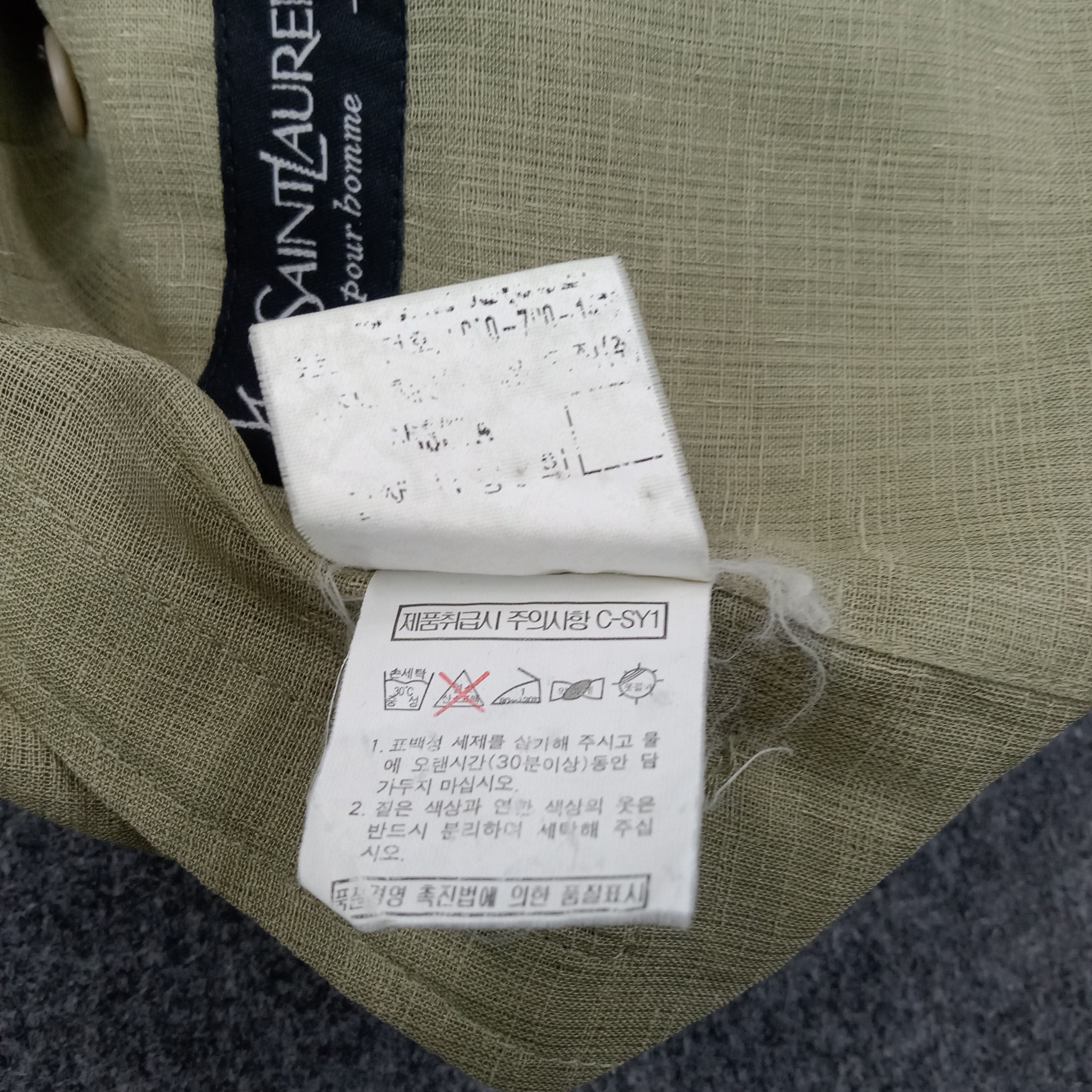 Yves Saint Laurent Yves Saint Laurent Translucent Thin Jacket C260N19 Size US L / EU 52-54 / 3 - 10 Thumbnail