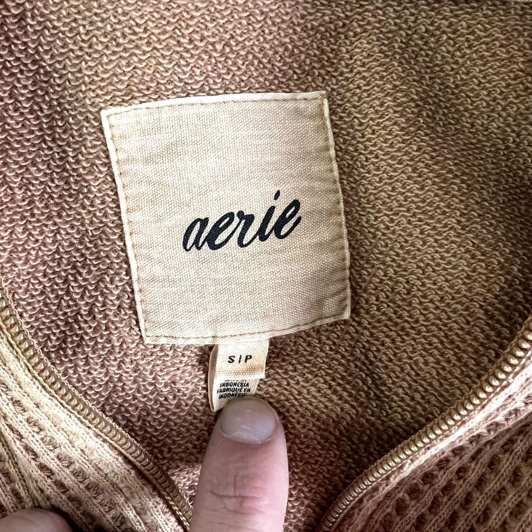 Vintage Aerie Hoodie Womens Small Tan Waffle Knit Zip Front Cropped Sweatshirt Lounge Size S / US 4 / IT 40 - 2 Thumbnail