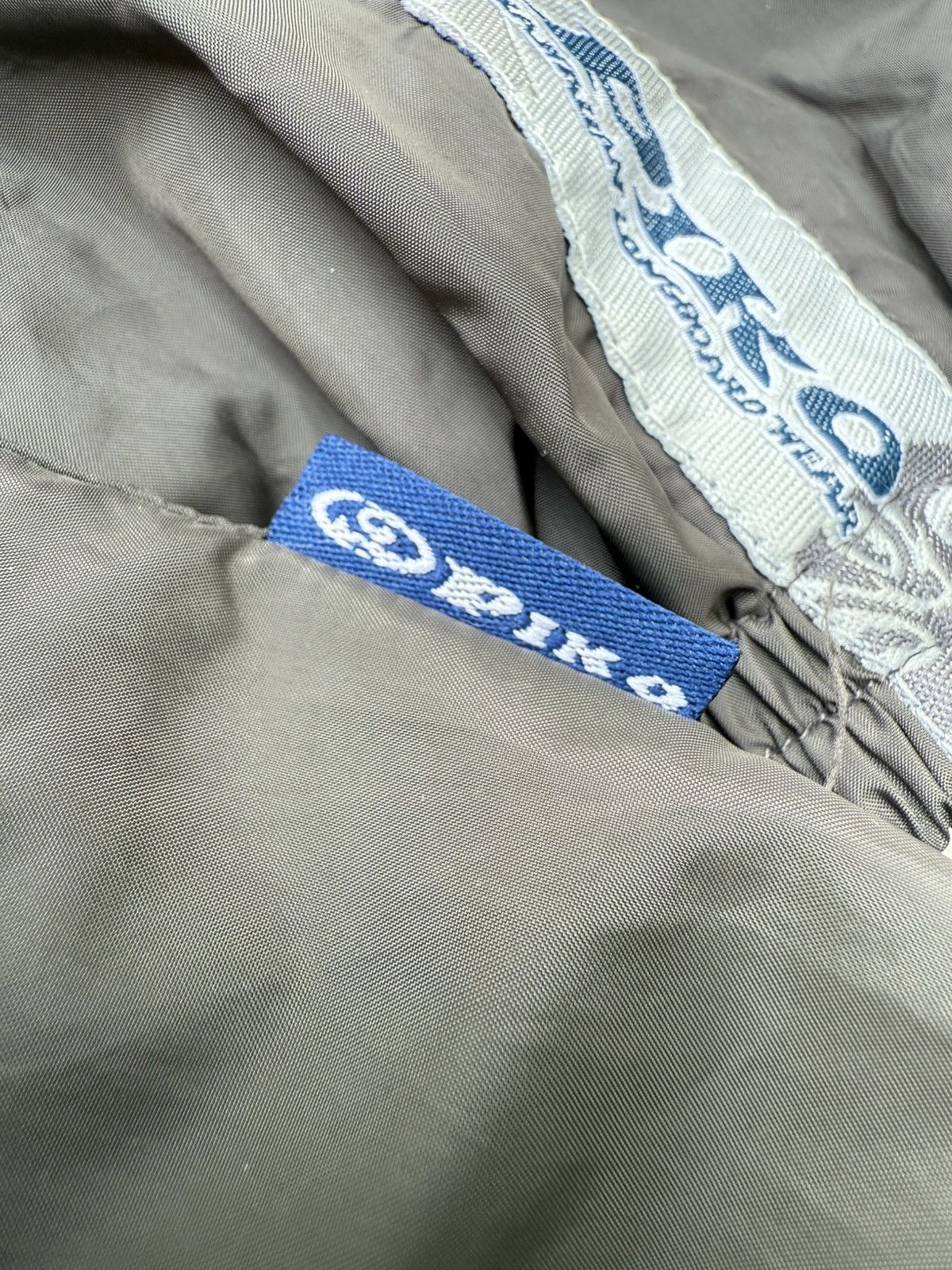 Japanese Brand 90’s PIKO RARE HAWAIIAN SURF VINTAGE MULTI LOGO NYLON JACKET Size US M / EU 48-50 / 2 - 6 Thumbnail