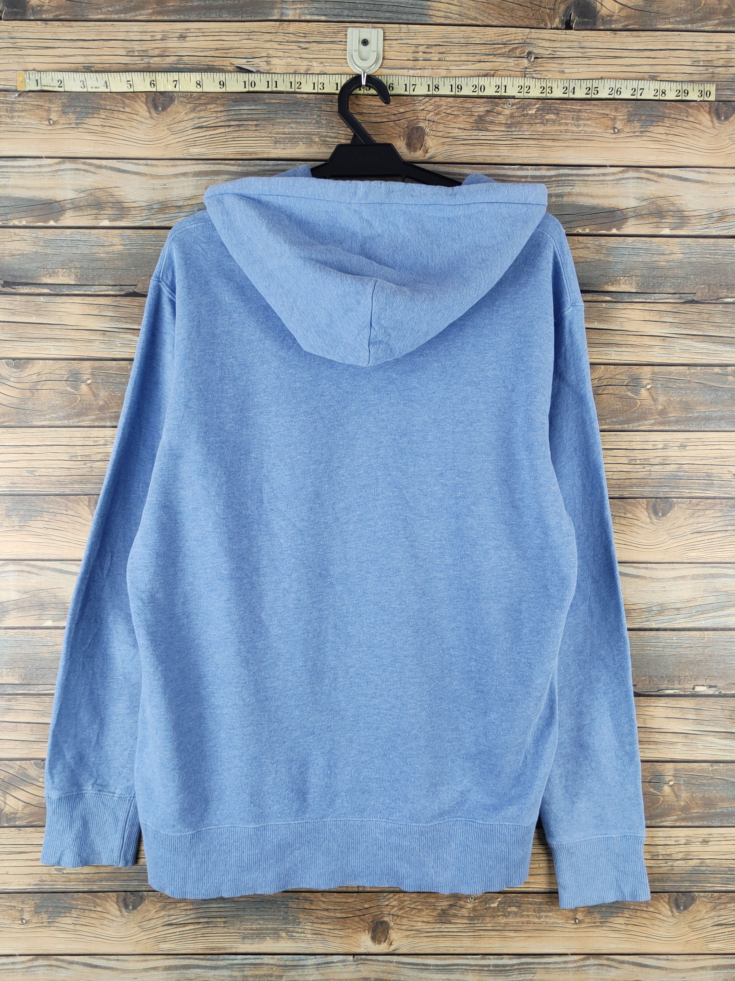 Disney DL Uniqlo Disney Blue Mickey Mouse Hoodie Sweatshirts #2506 Size US L / EU 52-54 / 3 - 7 Thumbnail