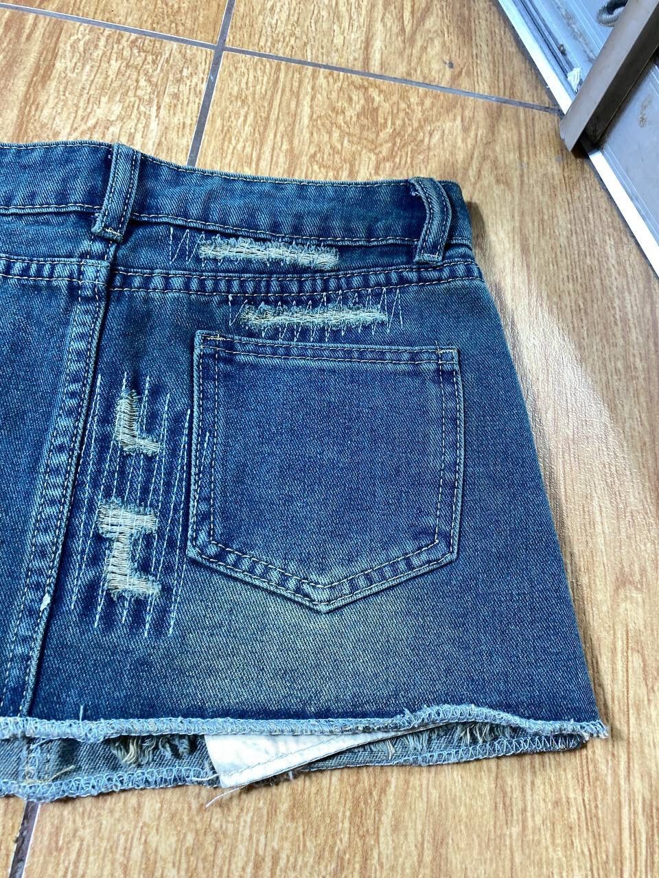 Japanese Brand × Vintage Vintage Basic Y2K Denim Mini Skirt Streetwear Size 28" / US 6 / IT 42 - 3 Thumbnail