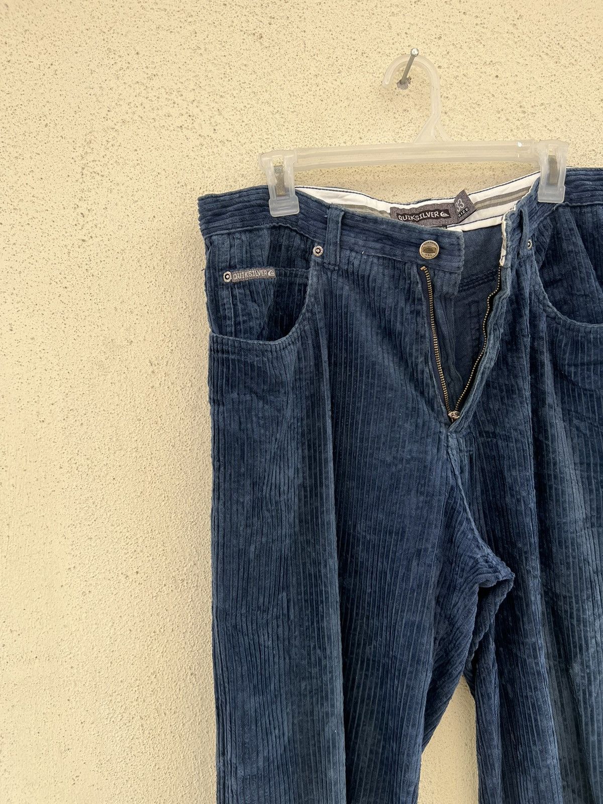 Quiksilver Vintage 90s Quiksilver Corduroy Baggy Trouser Pant Size US 33 - 8 Thumbnail
