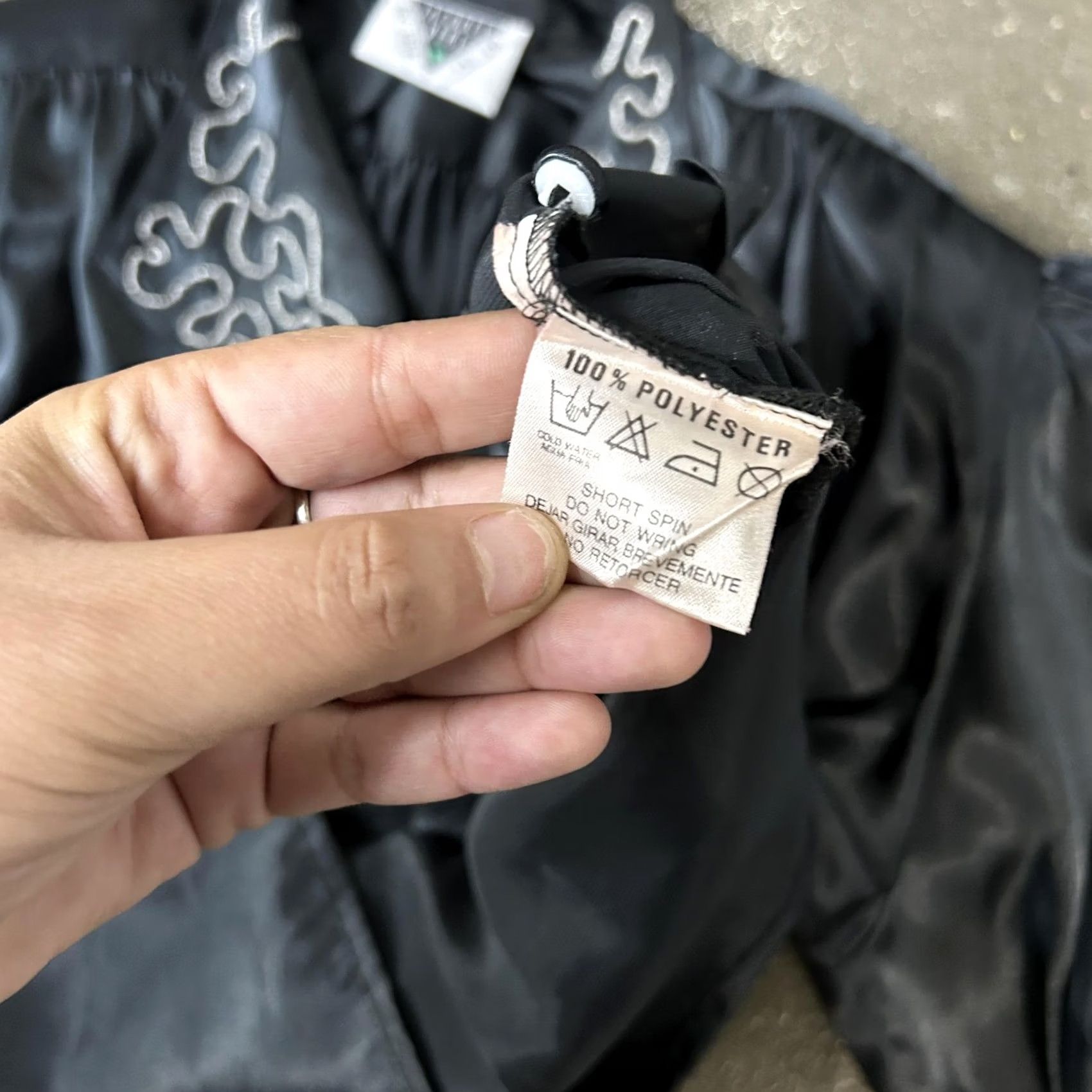 Vintage VINTAGE Jacques Vert Shirt Womens 8 Black Satin Embroidered Collar Cuffs 80s Shirt Womens 8 Black Satin Embroidered Collar Cuffs 80s Womens Size XL / US 12-14 / IT 48-50 - 5 Thumbnail
