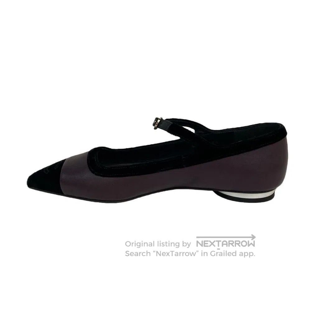Chanel Chanel Black Pointed-Toe Women's Shoes. Size US 5 / IT 35 - 6 Thumbnail