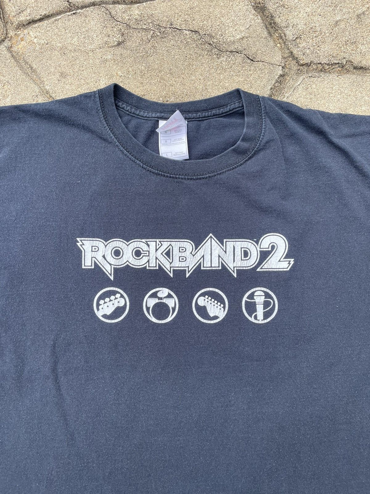 Vintage Y2K Rockband 2 Video Game Novelty Tshirt Size US L / EU 52-54 / 3 - 2 Thumbnail