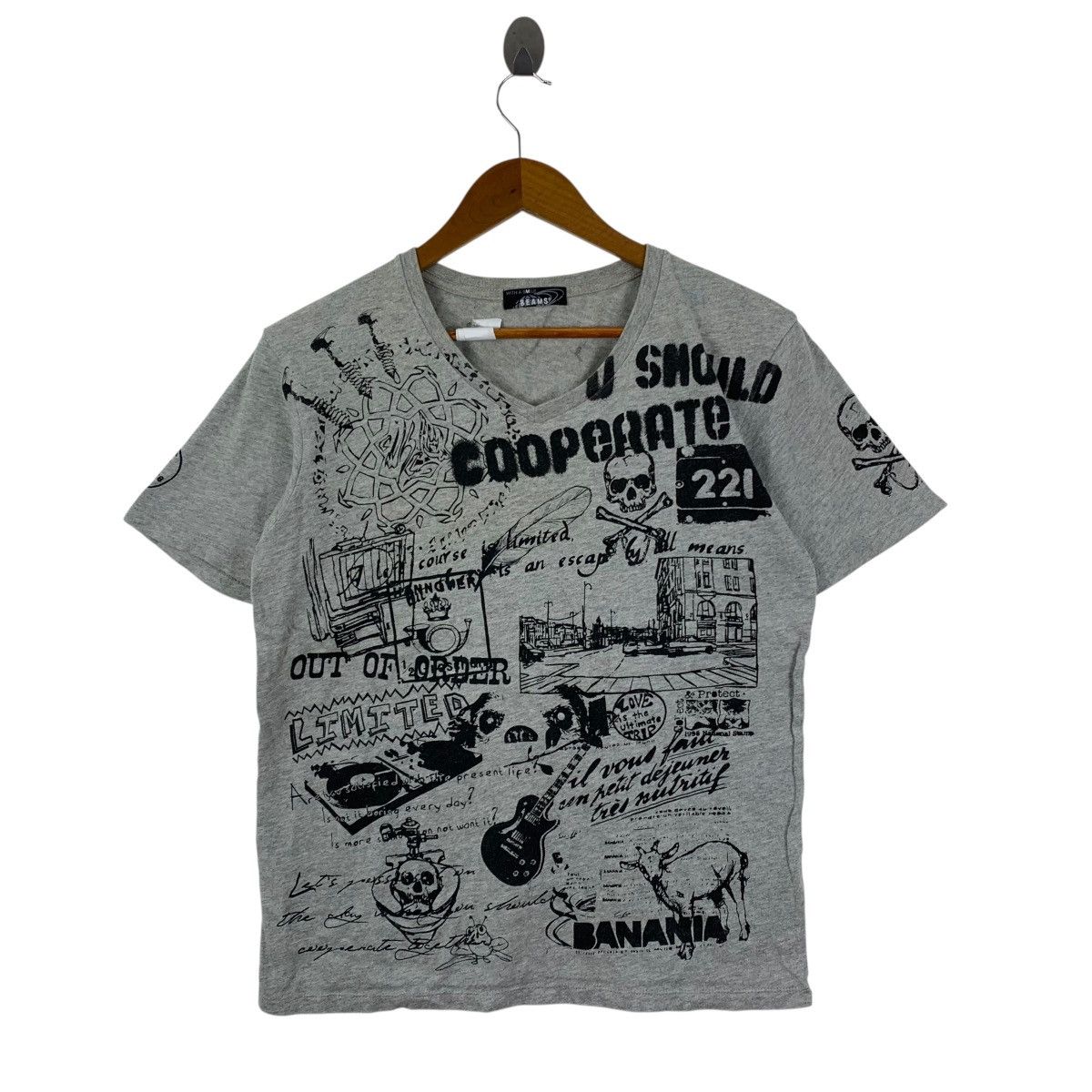 Beams Japan BEAMS With A Smile Pop Art Japanese Brand Tshirt Size US M / EU 48-50 / 2 - 1 Thumbnail