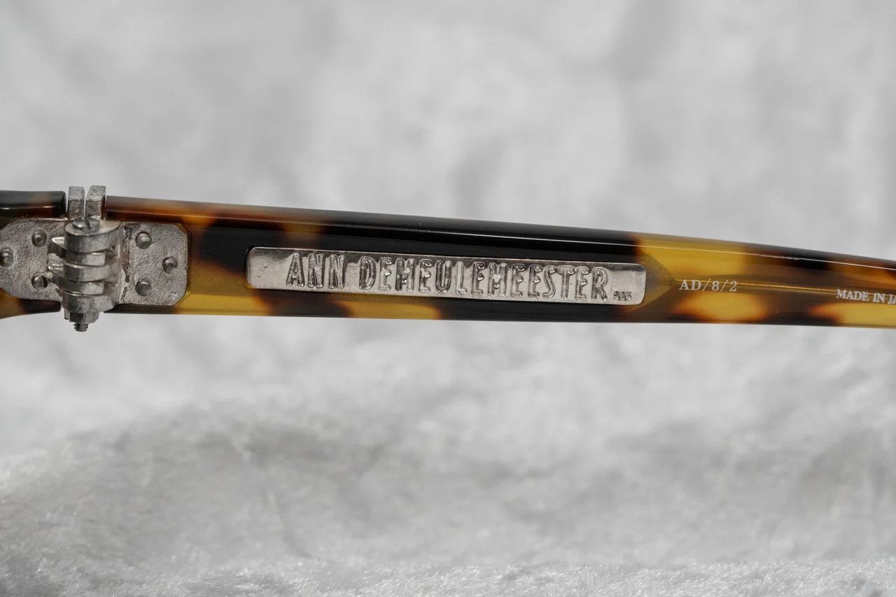 Ann Demeulemeester Ann Demeulemeester Sunglasses Oval Tortoise Shell and Grey Size ONE SIZE - 8 Thumbnail