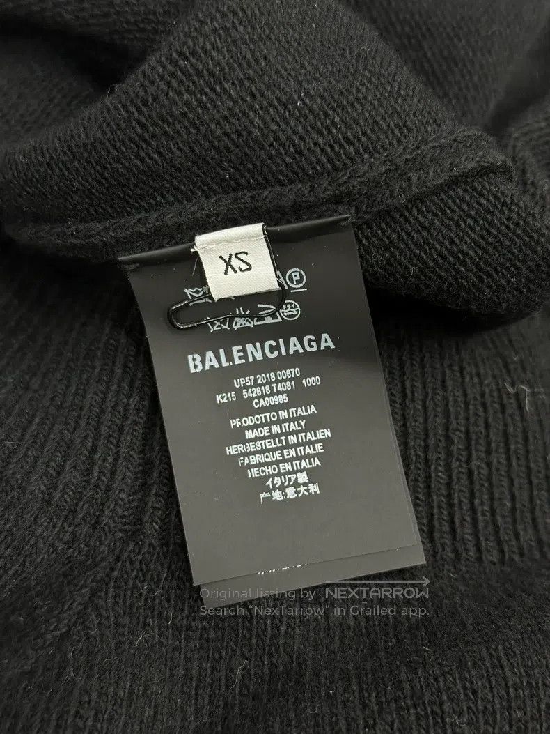 Balenciaga Balenciaga Embroidered logo in black letters turtle neck l Size US XS / EU 42 / 0 - 5 Thumbnail